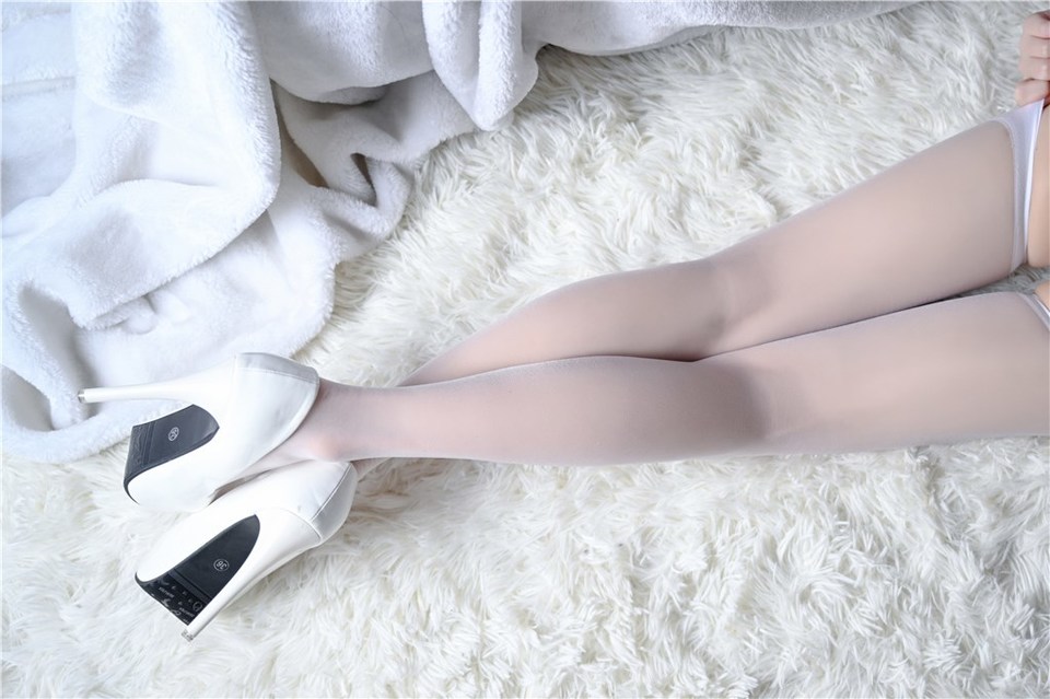 少女写真@白丝高跟鞋 [40P]