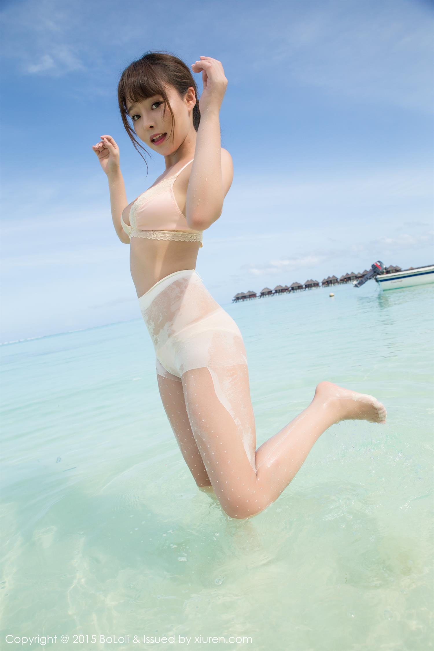 [BoLoLi波萝社] 2015.08.08 VOL.049 柳侑绮Sevenbaby [52P]