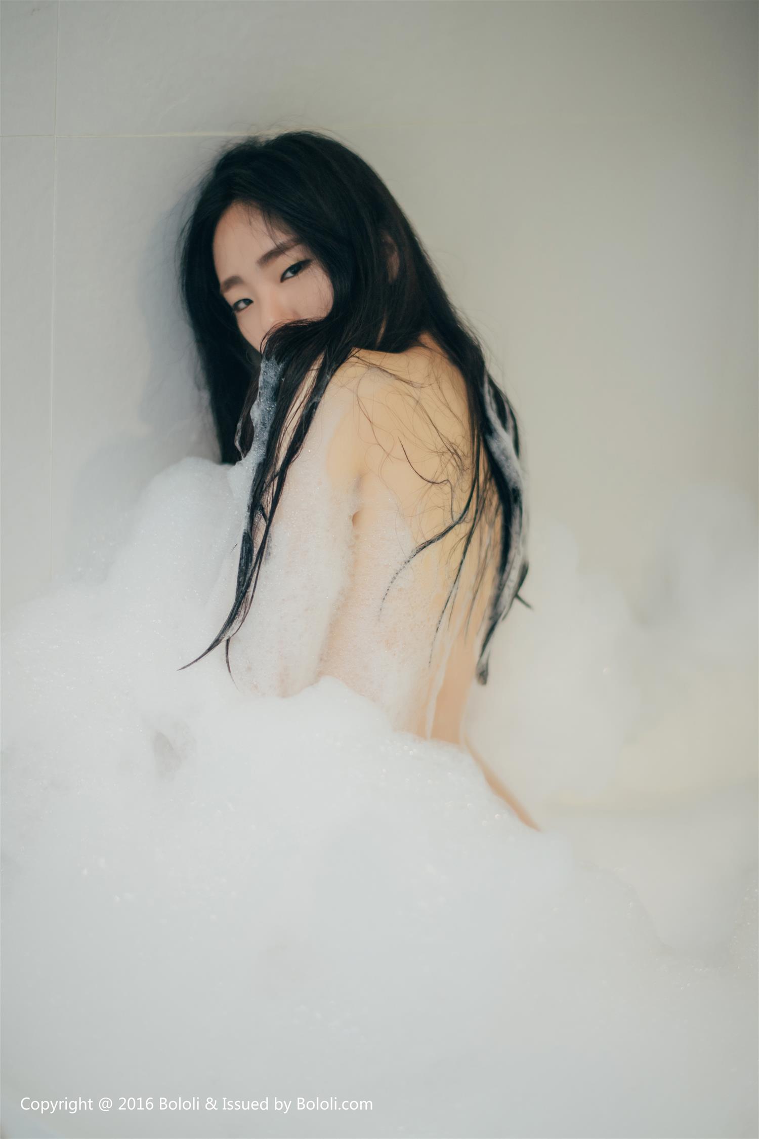 [BoLoLi波萝社] 新刊 2017.06.04 BOL.065 敏敏酱 韩系少女室内合集 [67P]