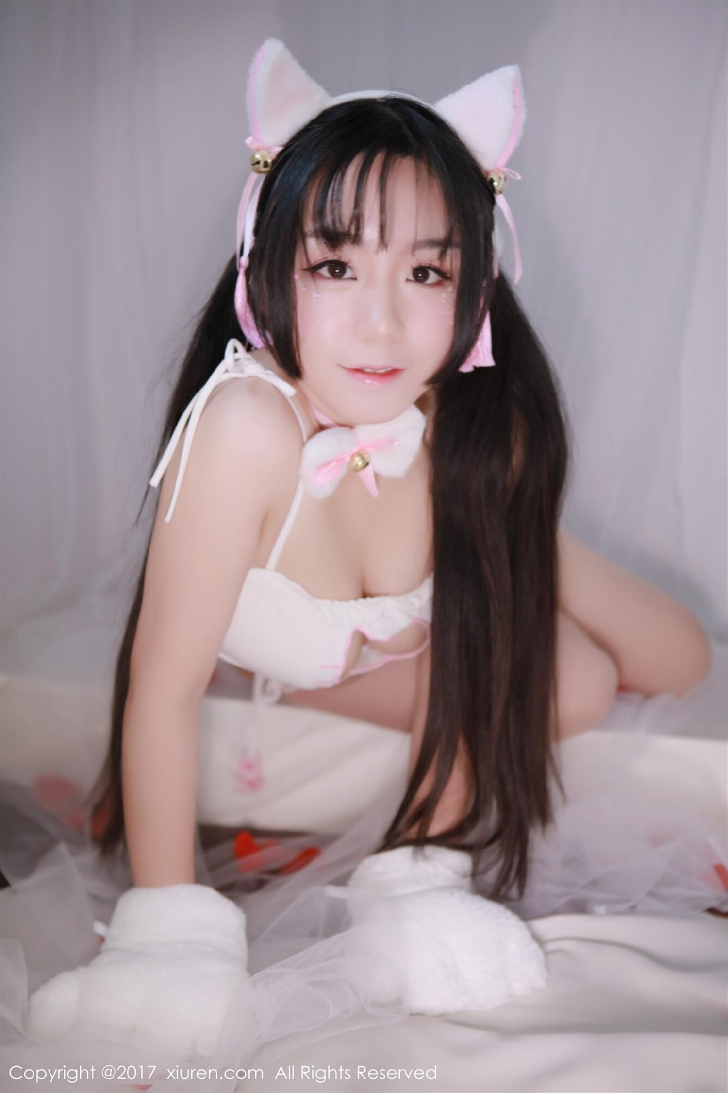 [XiuRen秀人网] 2017.05.12 NO.0753 吃白菜的vi菜菜 [51P]