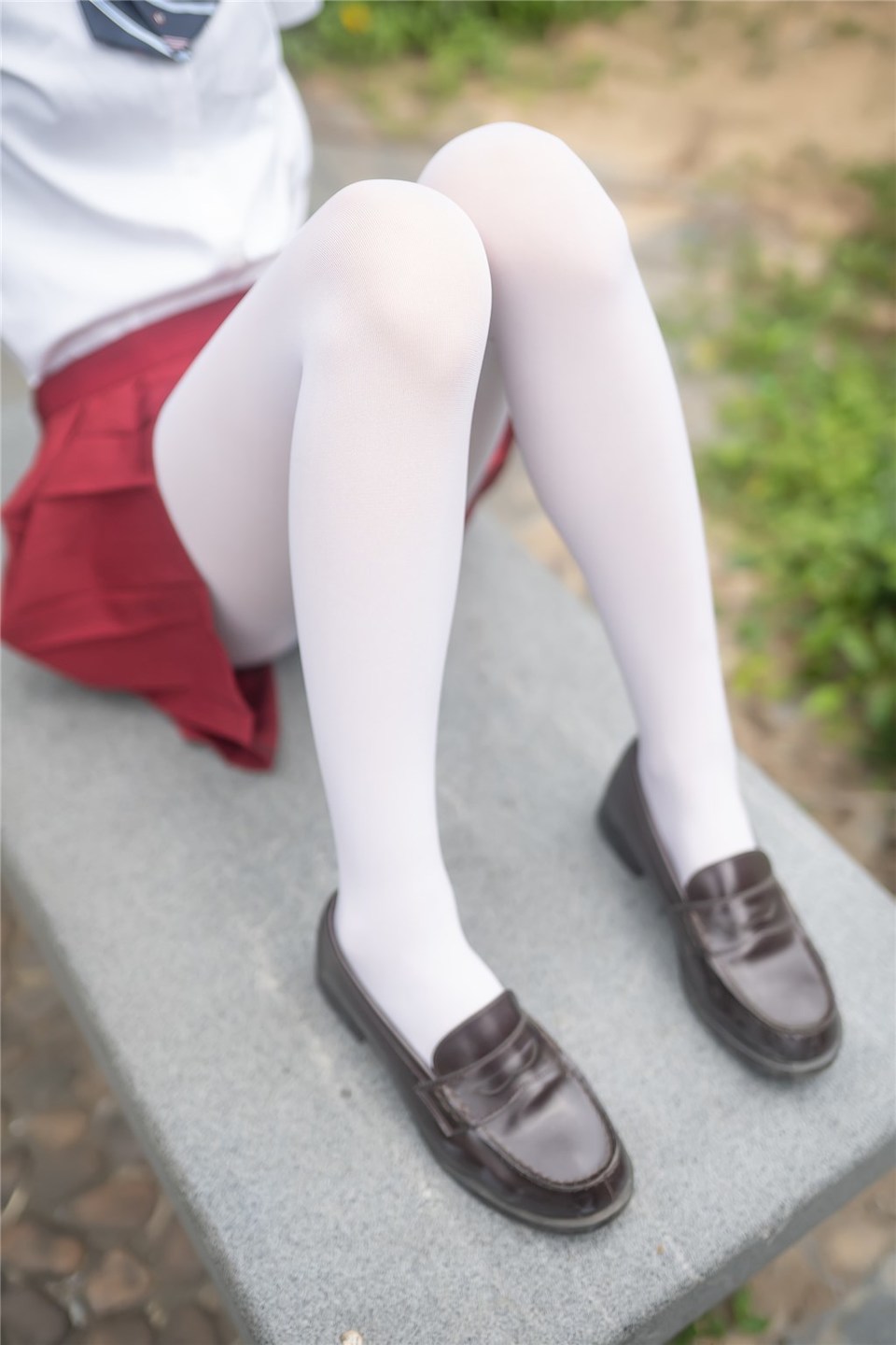 少女写真@萝莉的红裙 [40P]