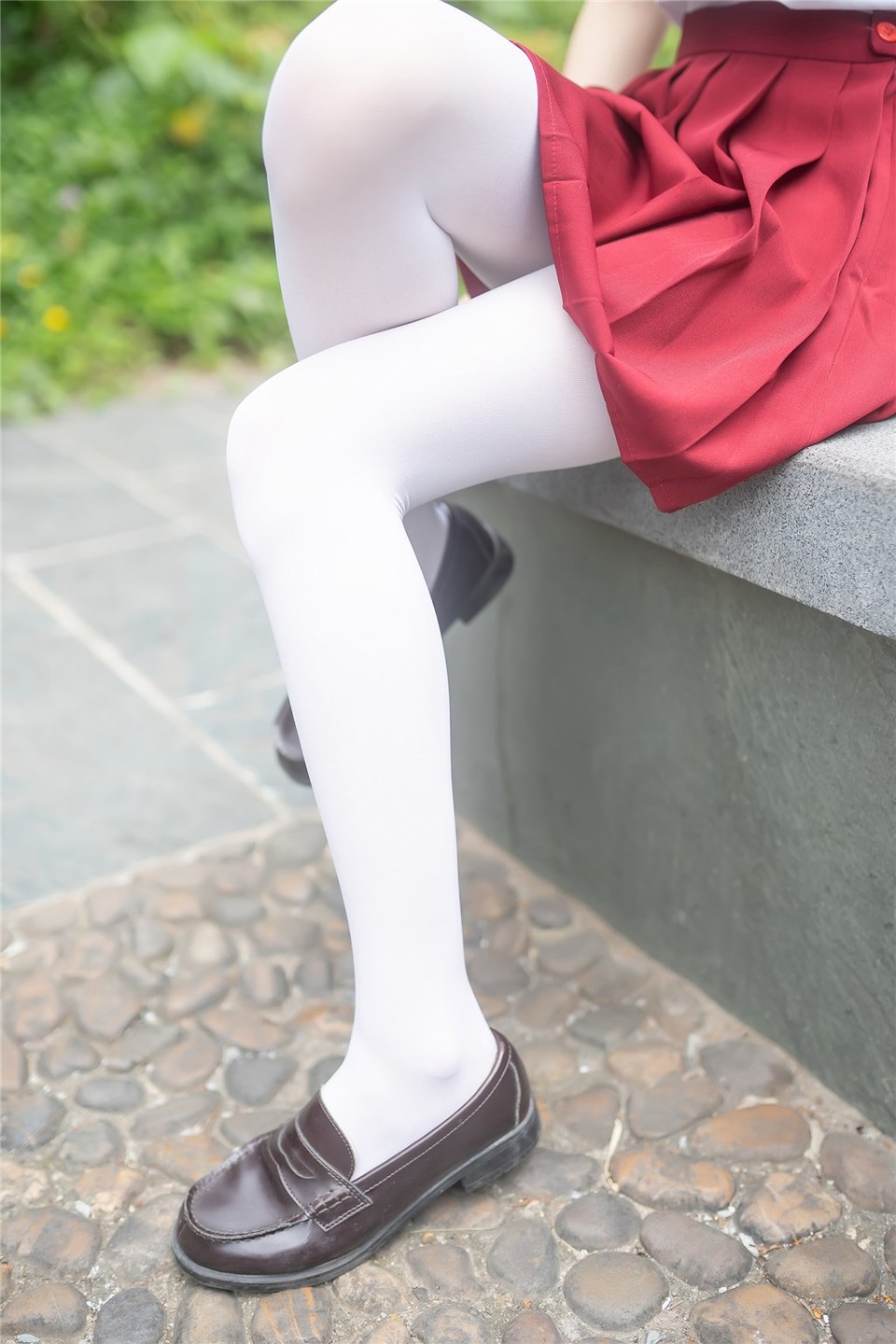 少女写真@萝莉的红裙 [40P]