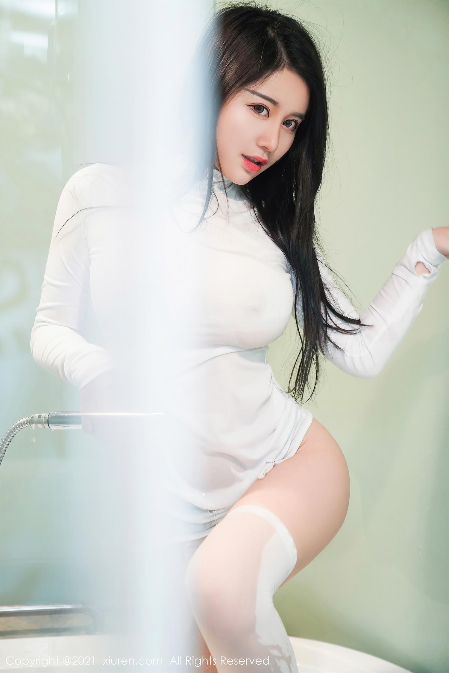 [XiuRen秀人网] 2021.03.04 NO.3162 美七Mia [75P]