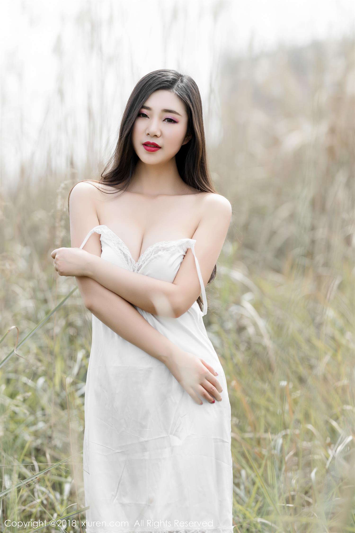 [XiuRen秀人网] 2018.07.12 NO.1076 宋-KiKi [33P]