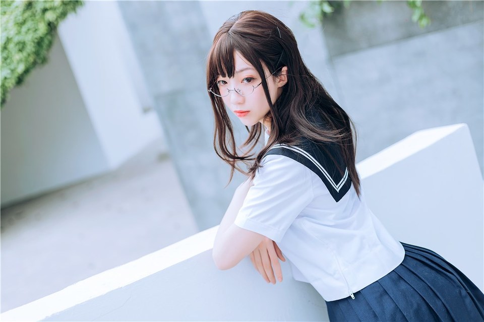 少女写真@绿意葱茏 [40P]