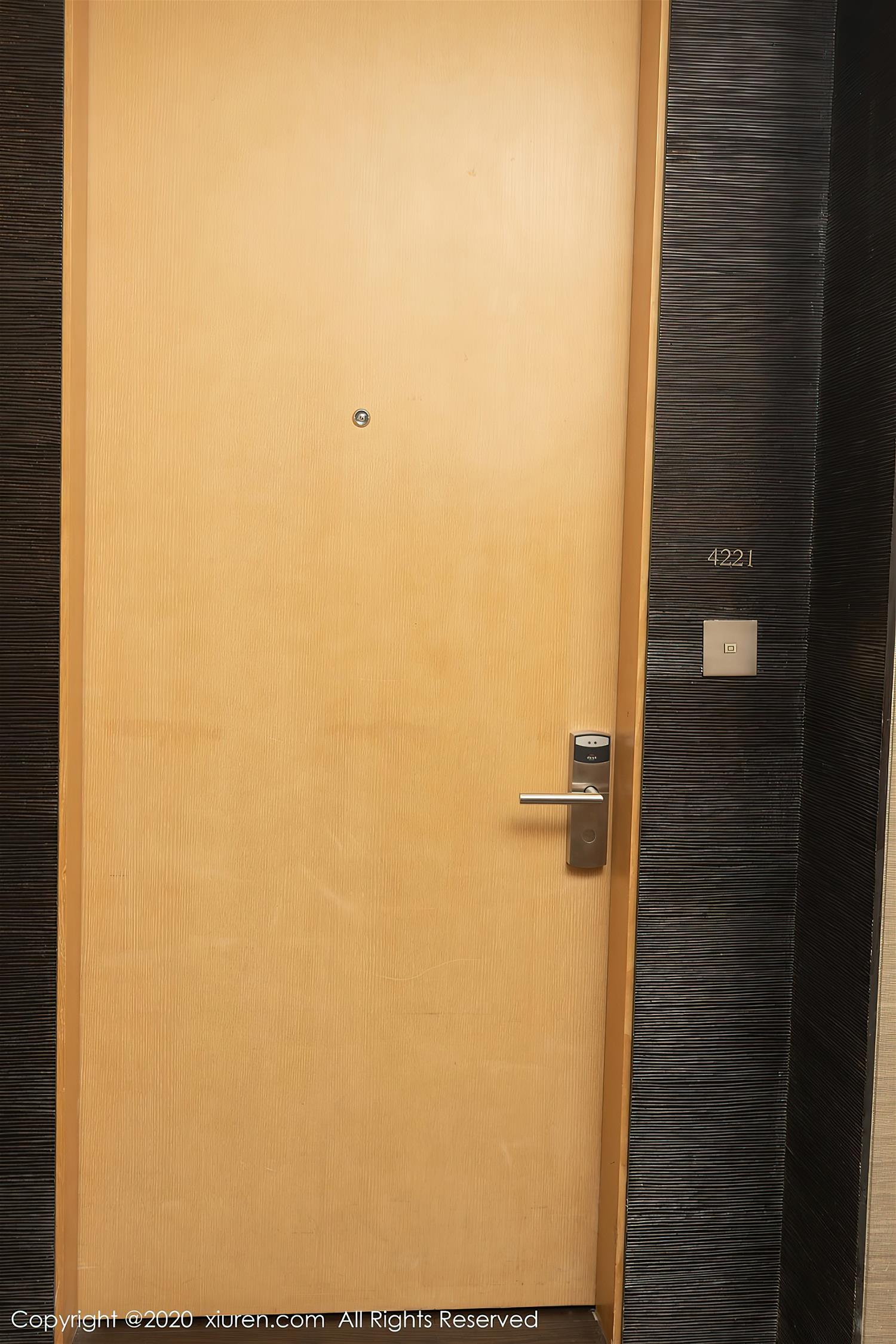 [XiuRen秀人网] 2020.12.04 NO.2860 陈小喵 [81P]