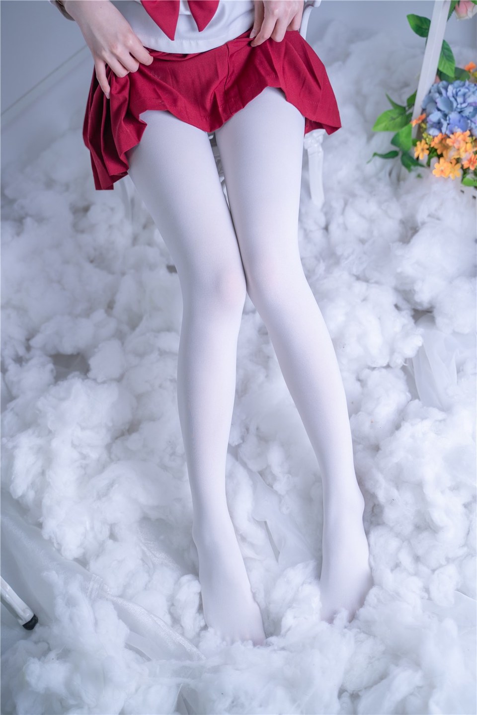 少女写真@红裙与白丝 [44P]