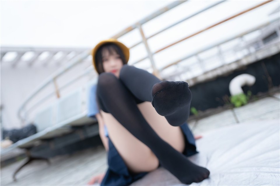 少女写真@小黄帽女孩 [49P]