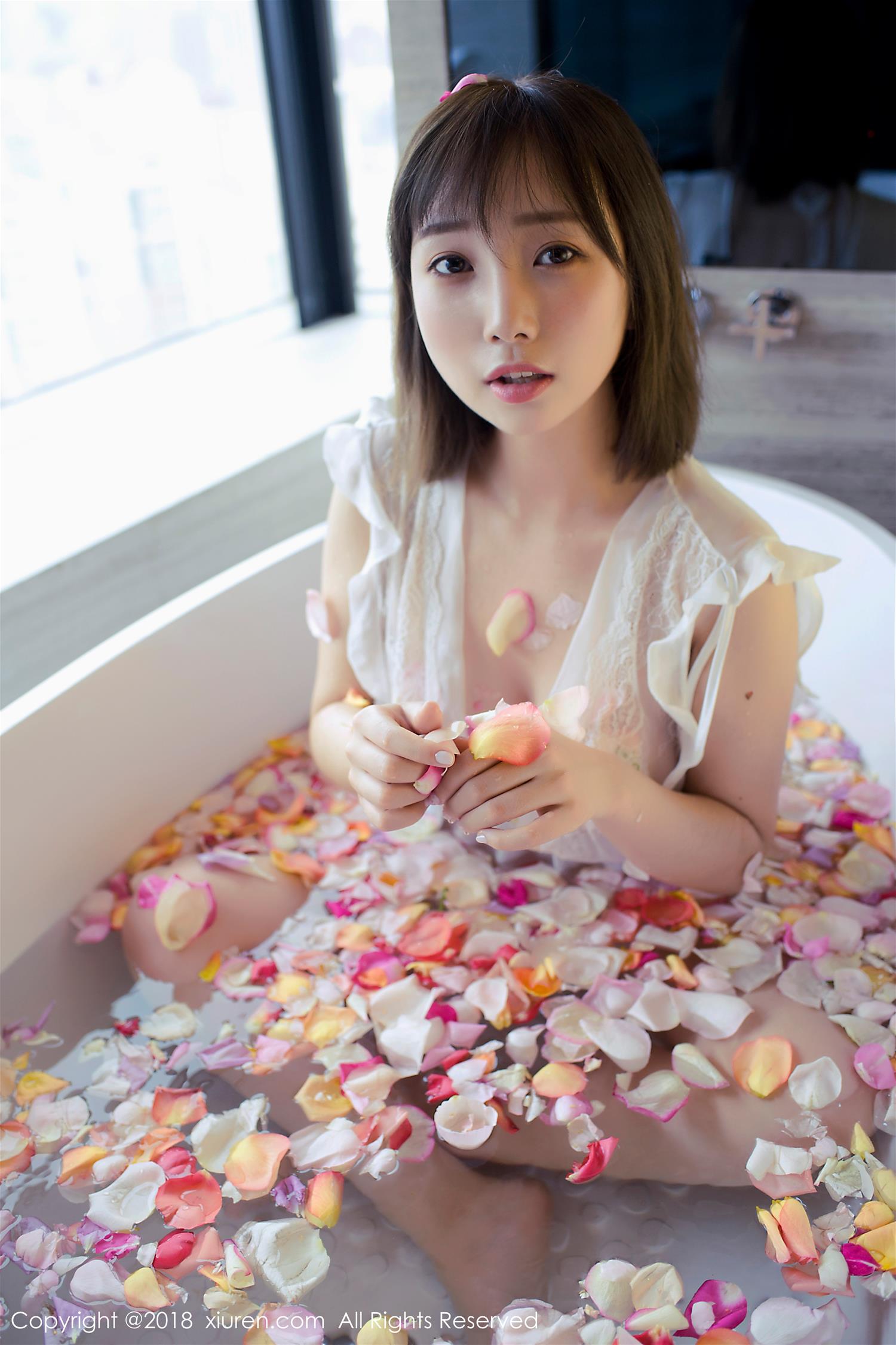 [XiuRen秀人网] 2018.04.16 NO.0981 枝恩 [58P]