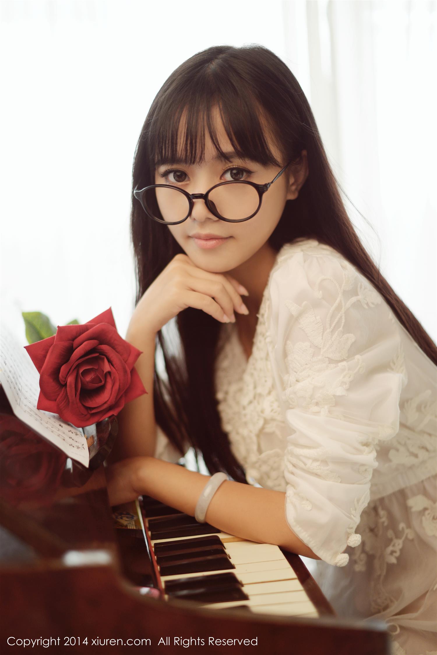 [XiuRen秀人网] 2014.07.05 NO.0170 Mode toro羽住 [41P]