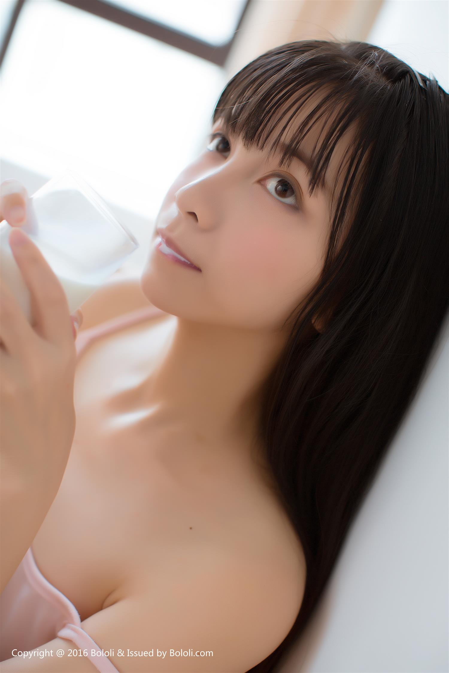 [BoLoLi波萝社] 2018.03.05 VOL.110 鱼丸 [31P]