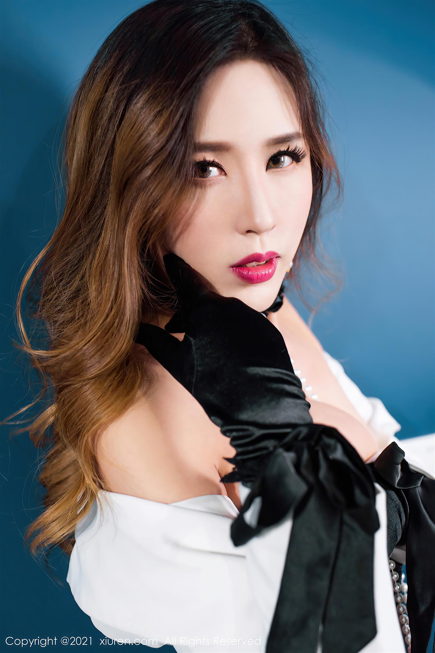 [XiuRen秀人网] 2021.03.11 NO.3189 Isabelle贵贵 [54P]