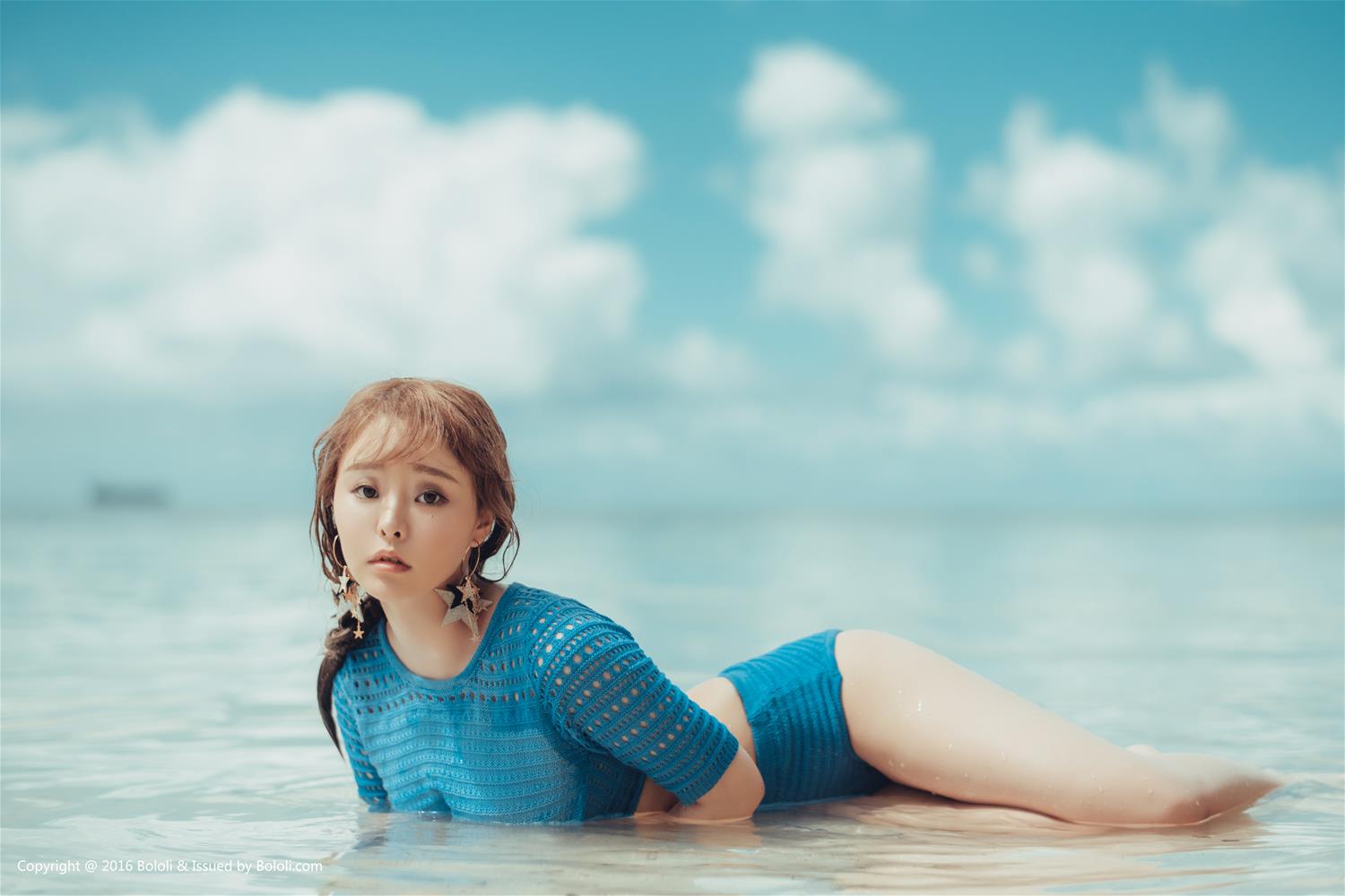 [BoLoLi波萝社] 新刊 2017.11.30 BOL.129 柳侑绮 夏日风情 [38P]