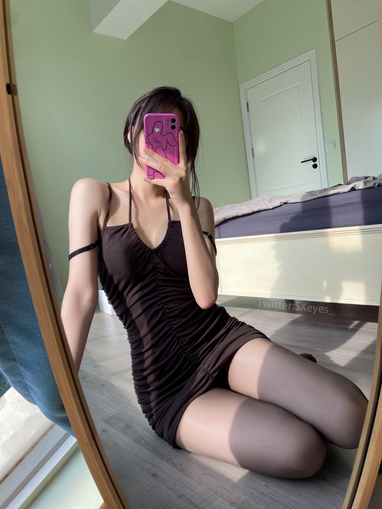 眼酱大魔王w Vol.29 居家女友 [26P-277MB]