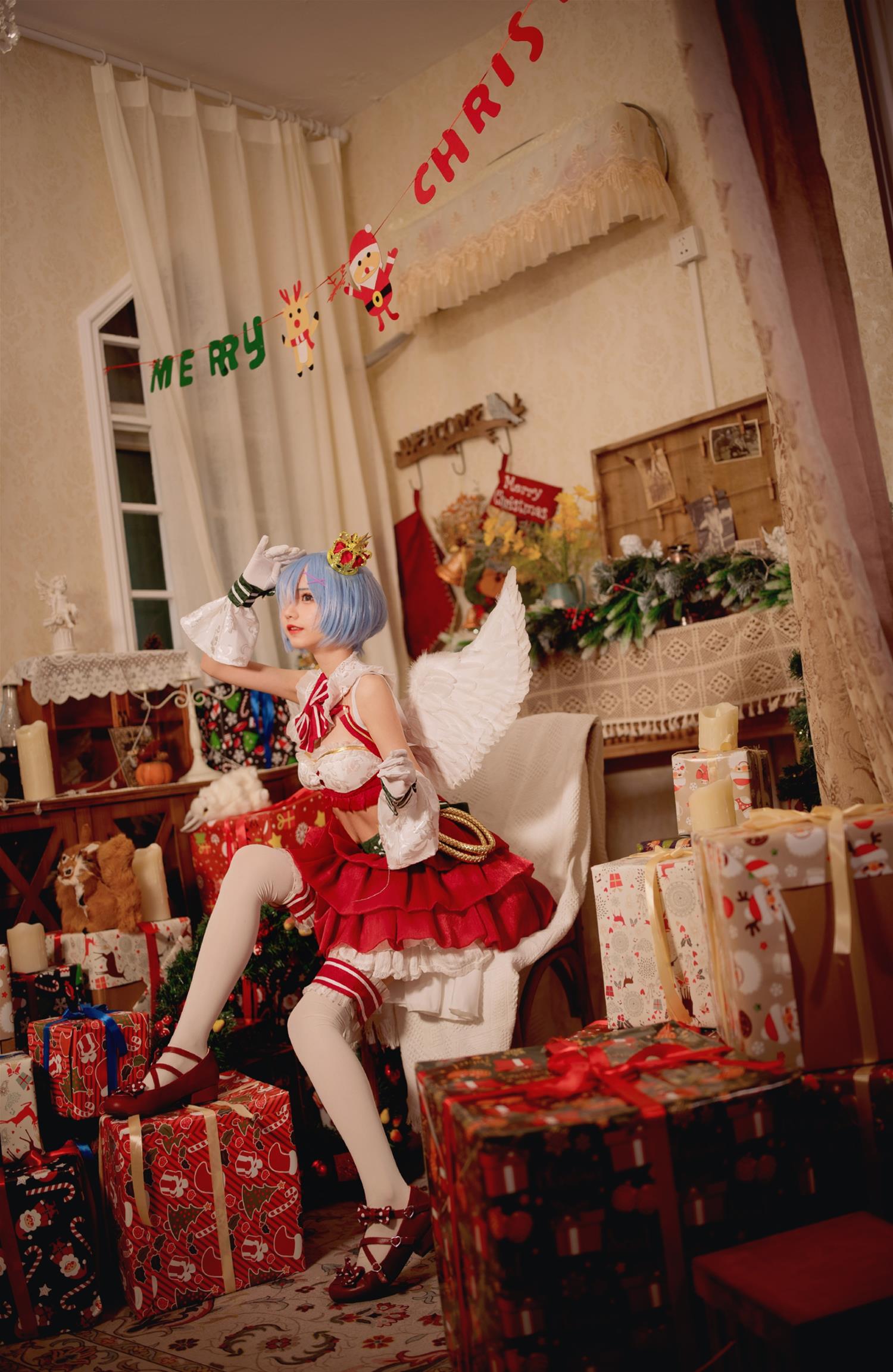 花柒Hana 圣诞蕾姆 [22P-68MB]