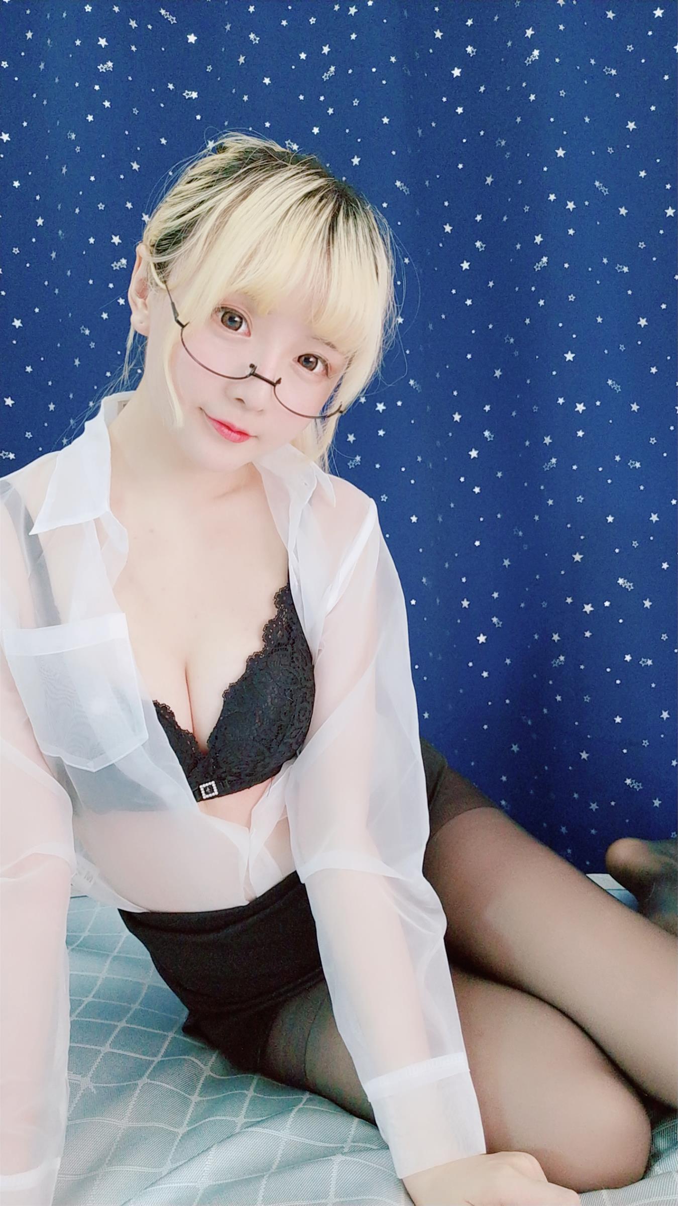 星之迟迟 VOL.001 6-20 黑丝 [75P5V-916MB]