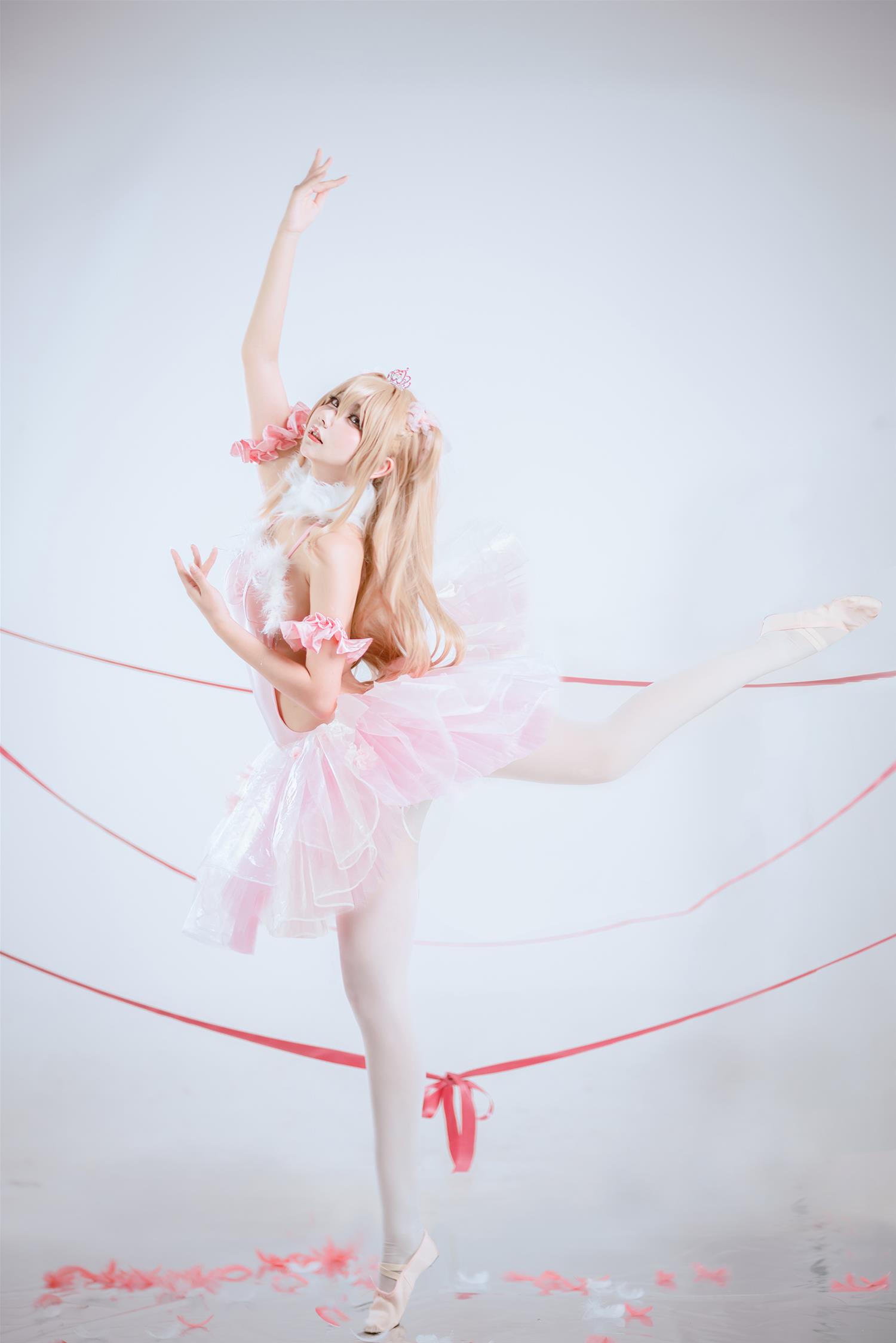 是一只熊仔吗 anmi 后辈酱 [20P-41MB]