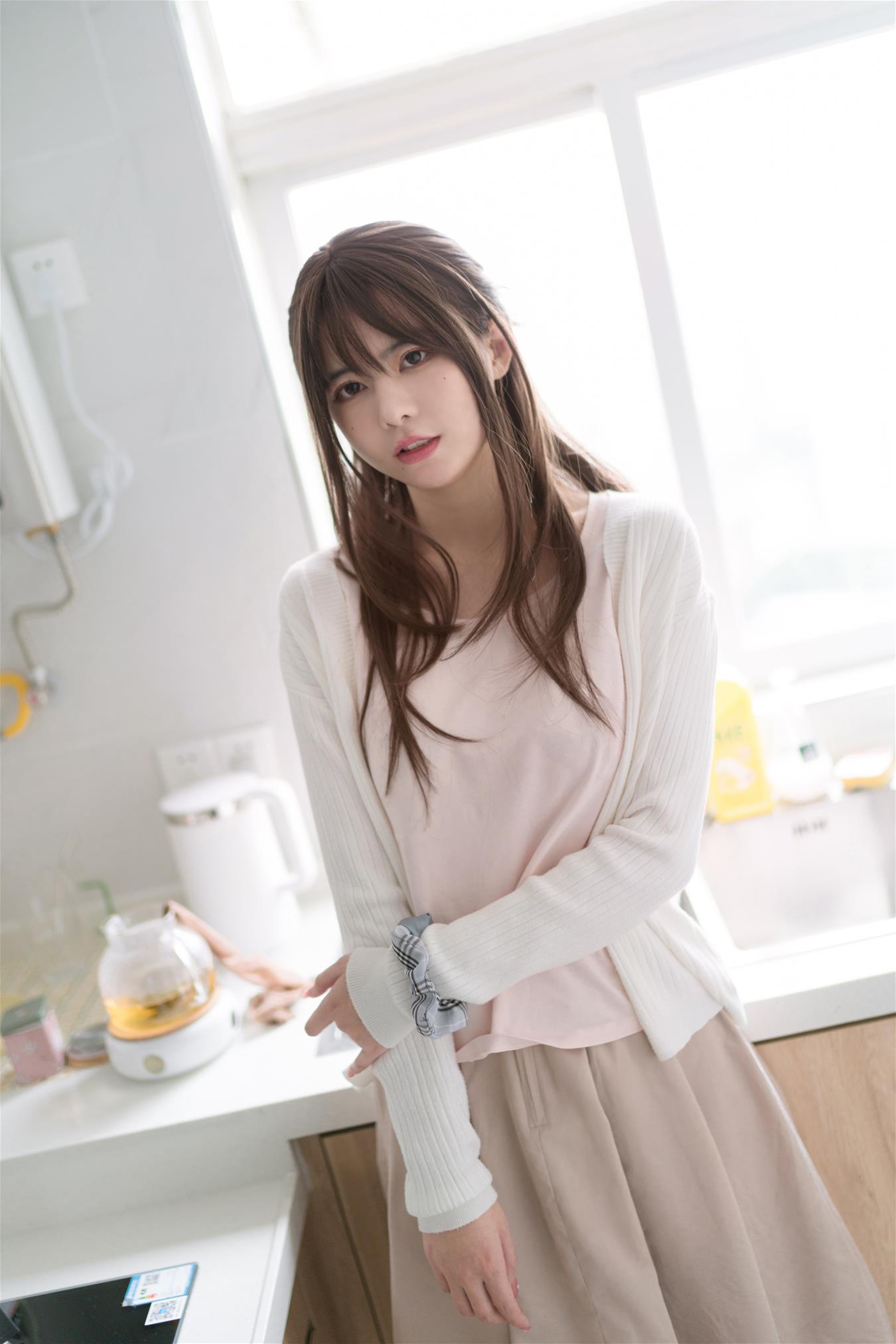 眼酱大魔王w 新春贺图 人妻丝袜红茶 [57P-991MB]