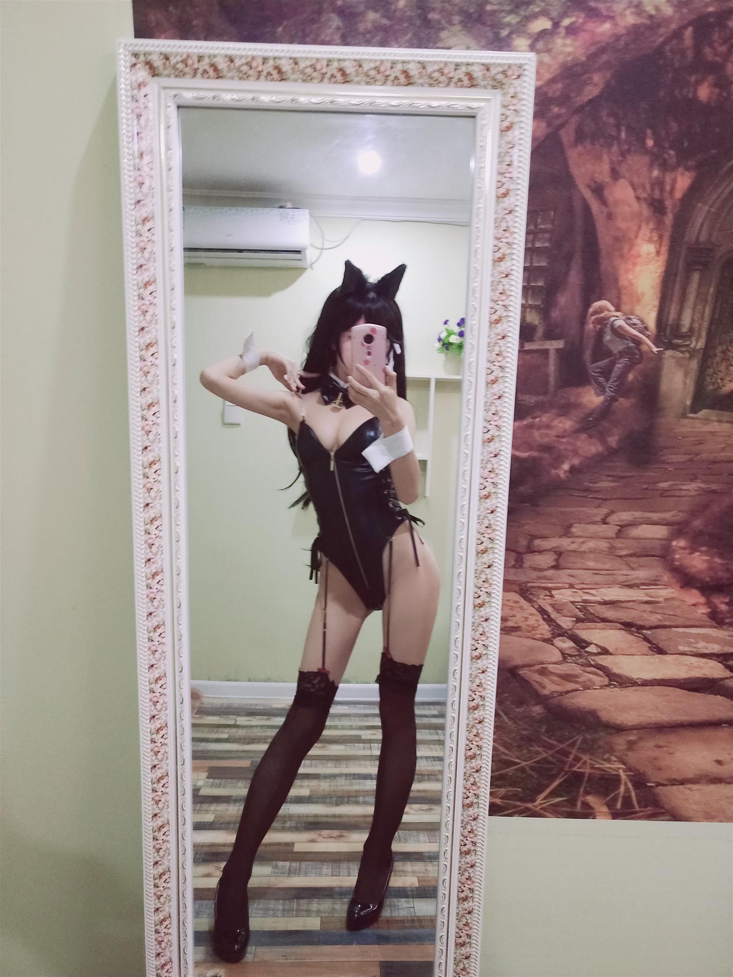 水淼aqua 爱宕 兔女郎 自拍 [30P1V-149MB]