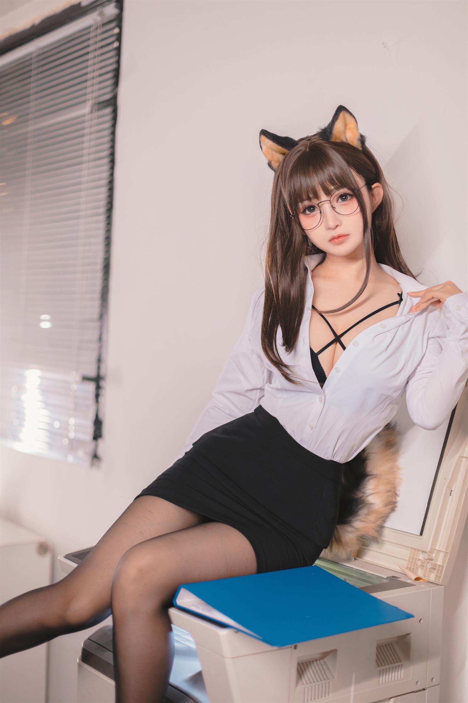 桜井宁宁 柴犬秘书 [58P-1.20GB]