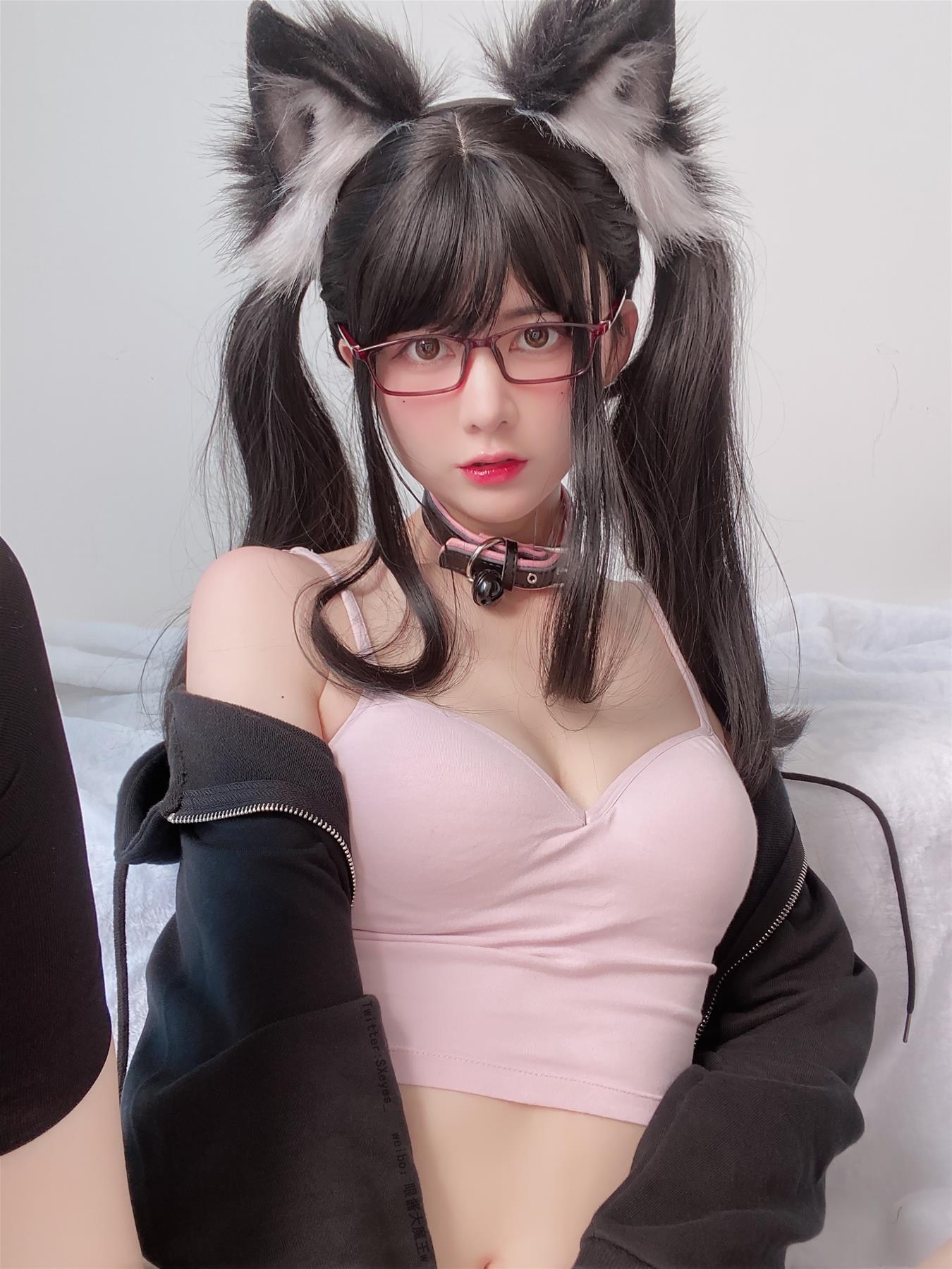 眼酱大魔王w Vol.18 黑猫 [26P-105MB]