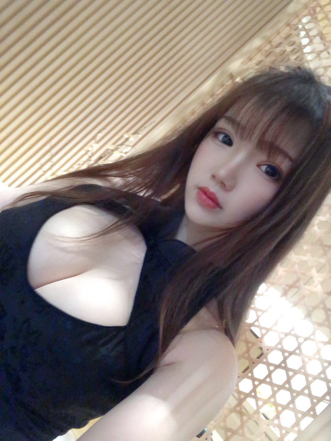 雪晴Astra 旗袍自拍 [49P1V-230MB]