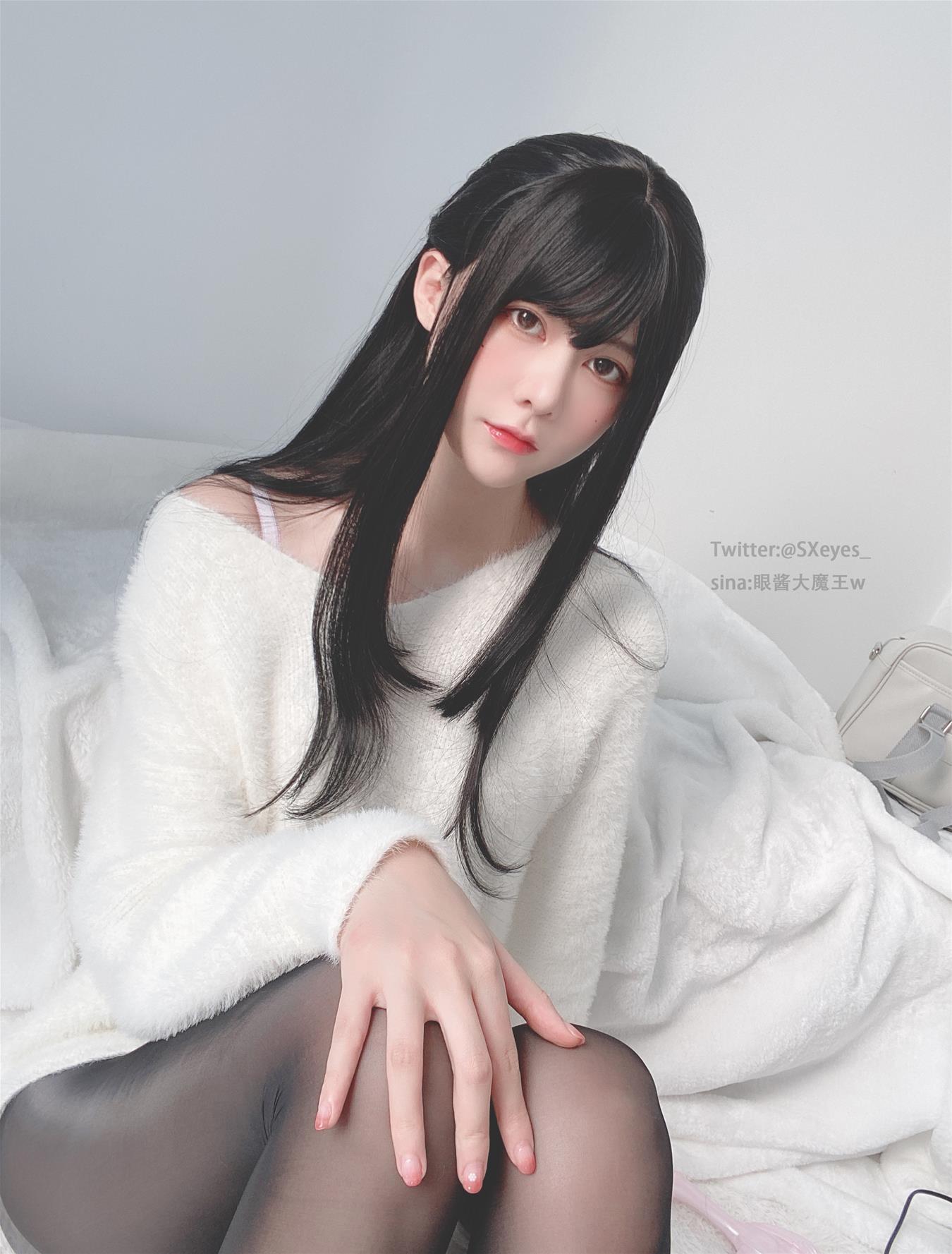 眼酱大魔王w 毛衣黑丝 [39P1V-190MB]