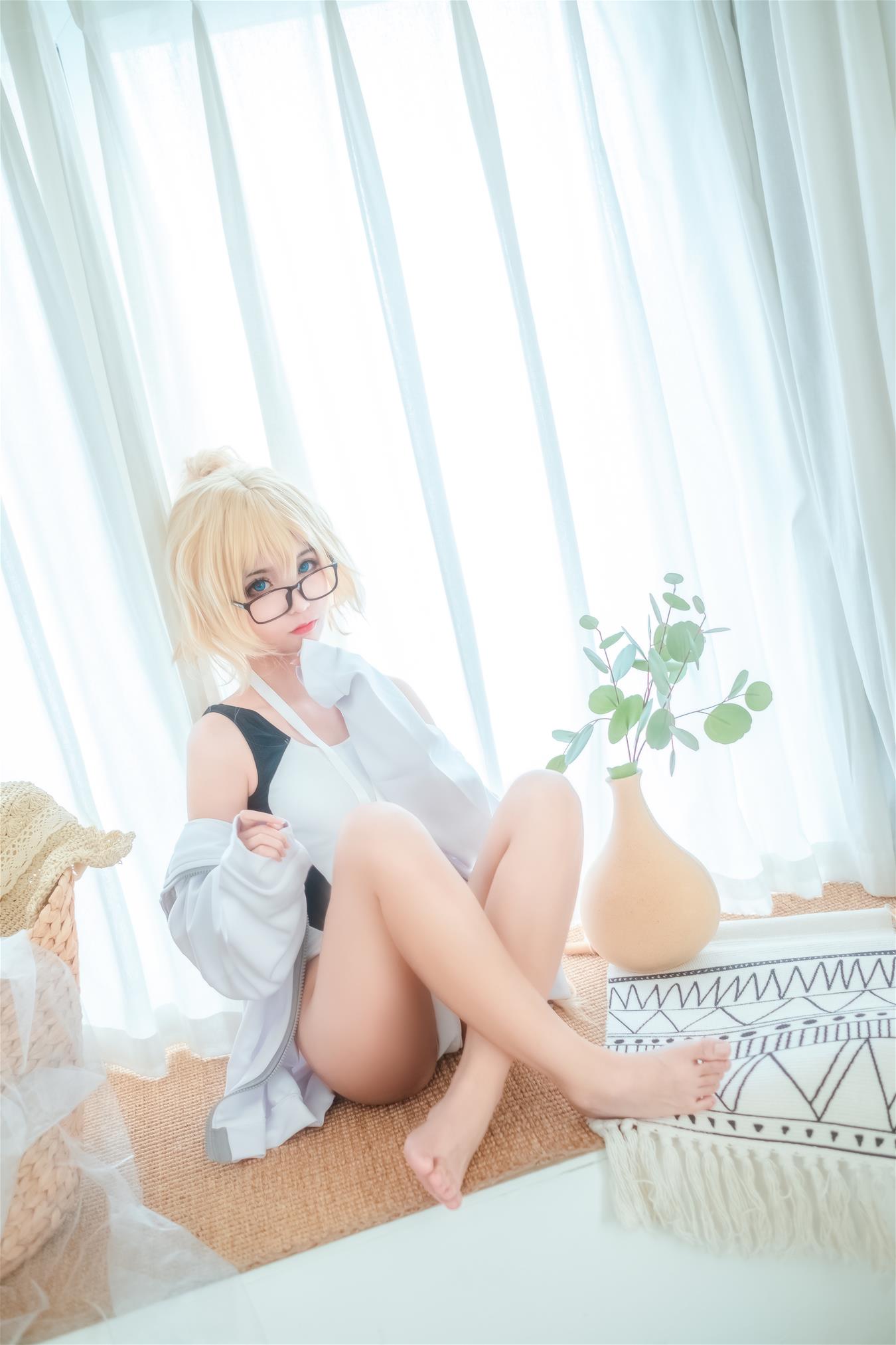 蠢沫沫 贞德 [40P-344MB]