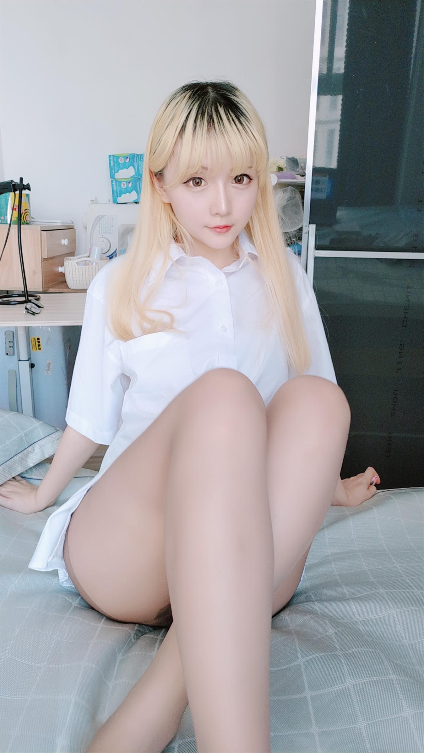 星之迟迟 VOL.010 6-25 白衬衣 [61P3V-681MB]