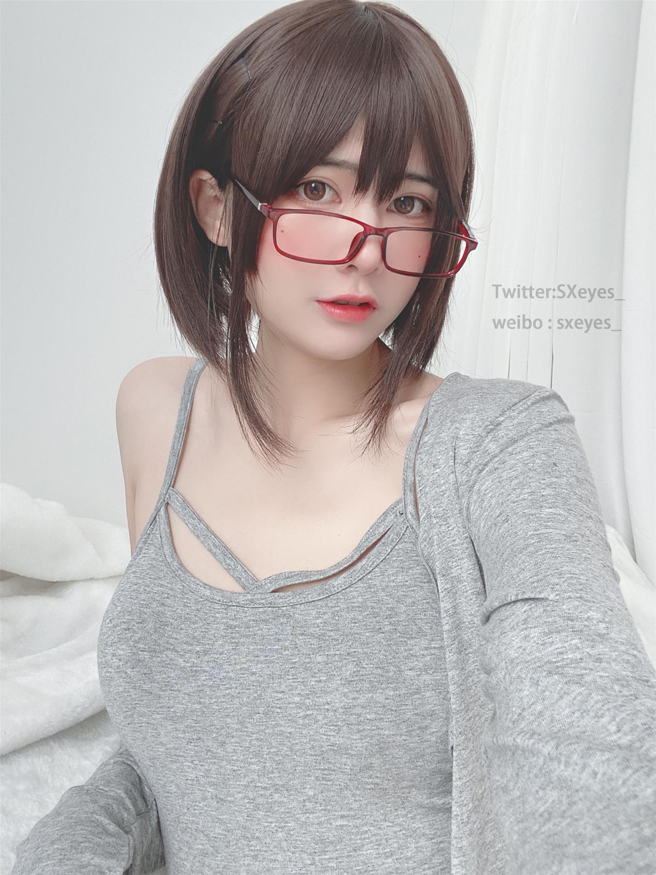 眼酱大魔王w Vol.11 肉丝连衣裙 [30P-130MB]