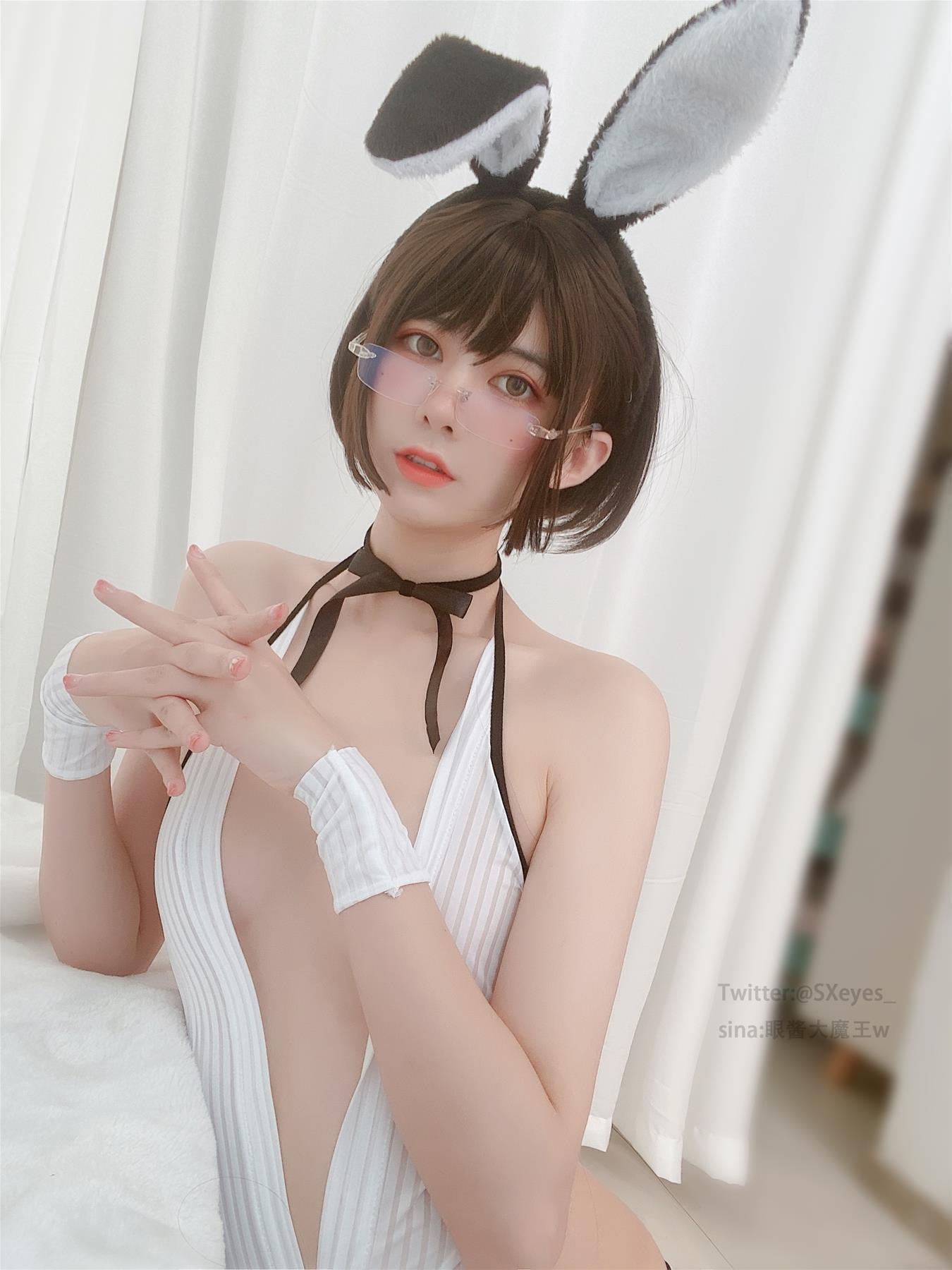 眼酱大魔王w 兔女郎 [19P-109MB]