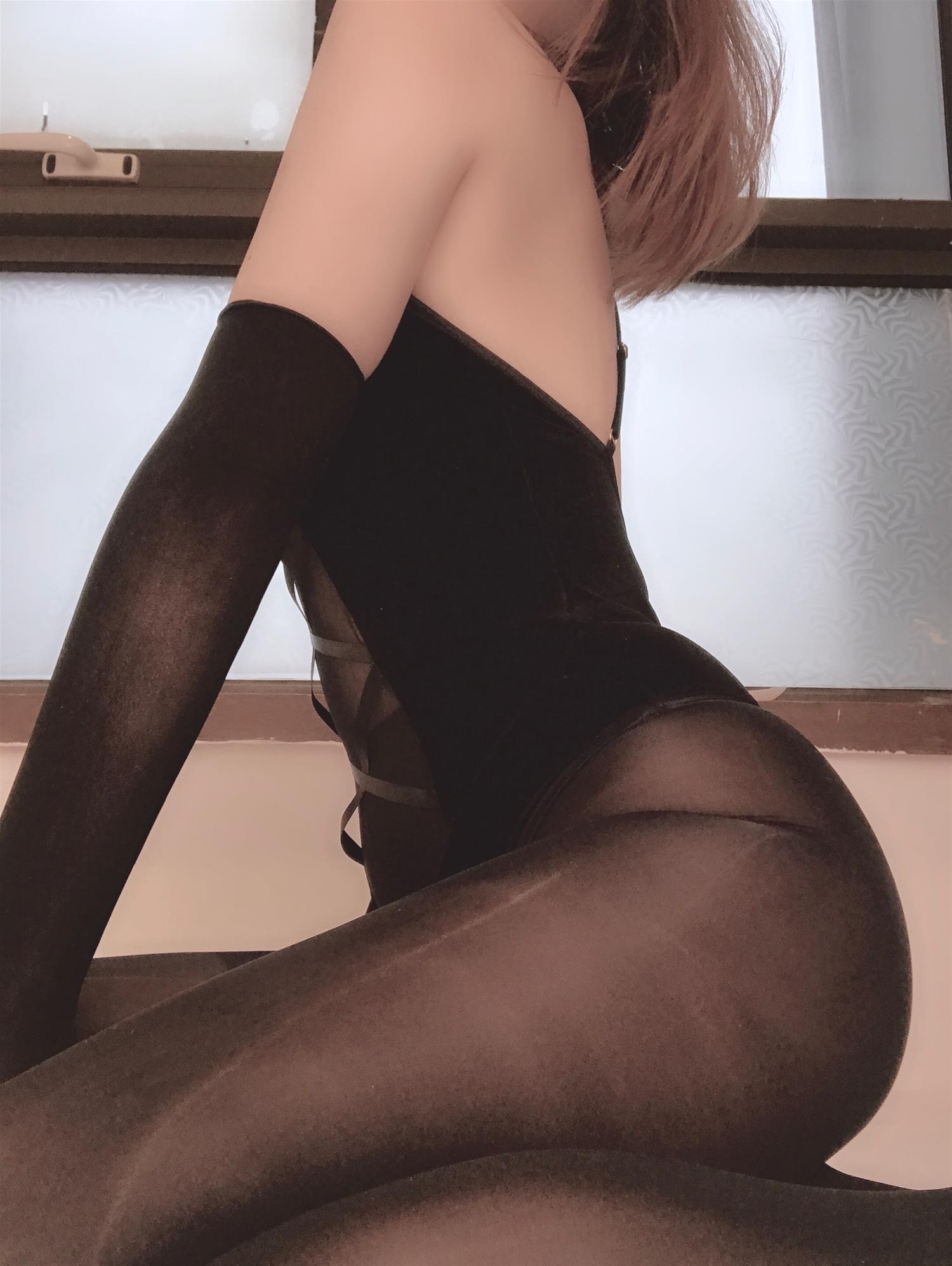 雪晴Astra 自撮りVol.02 兔女郎 (動画入り) [8P9V-114MB]