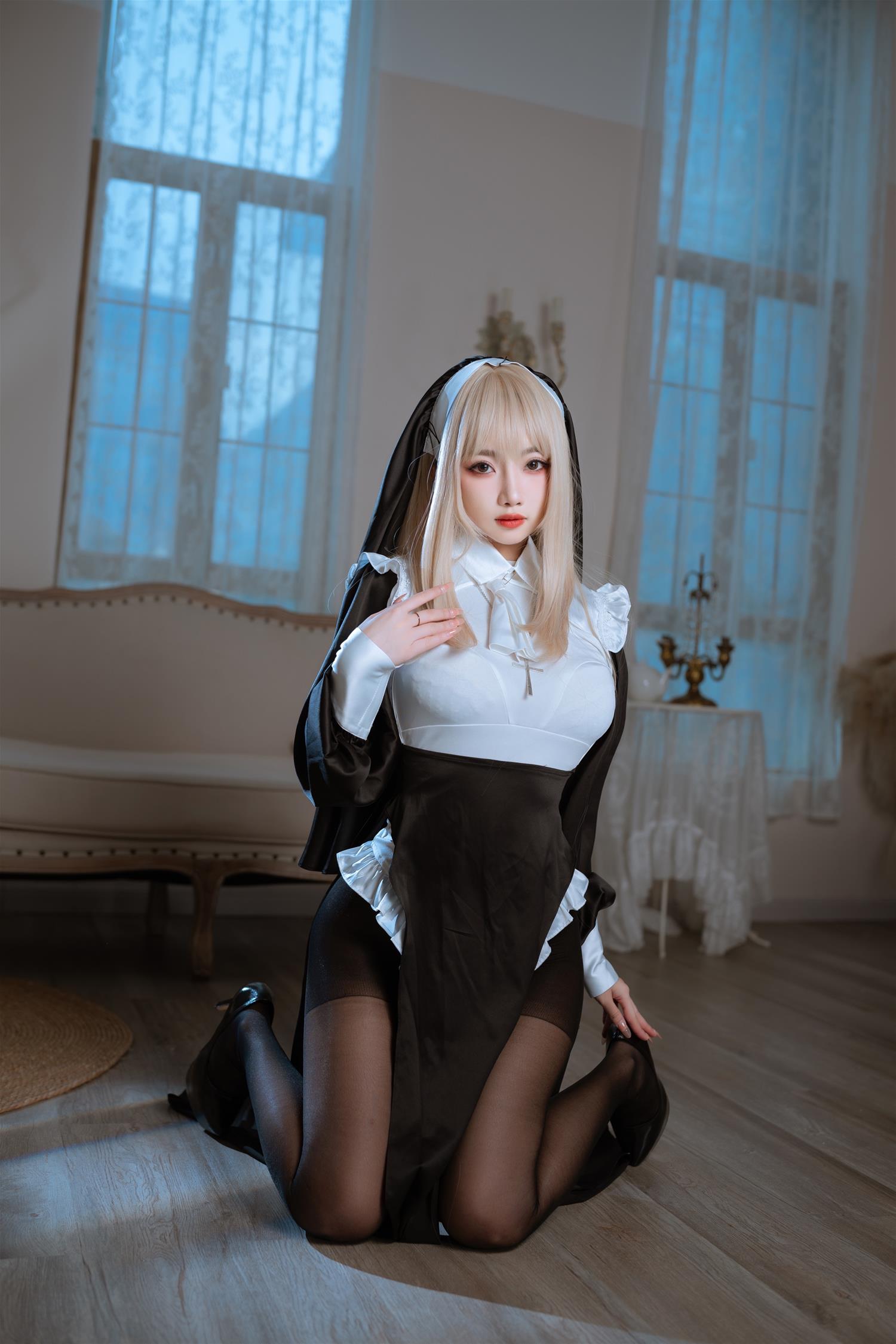 鬼畜瑶在不在w 修女 [47P-99MB]