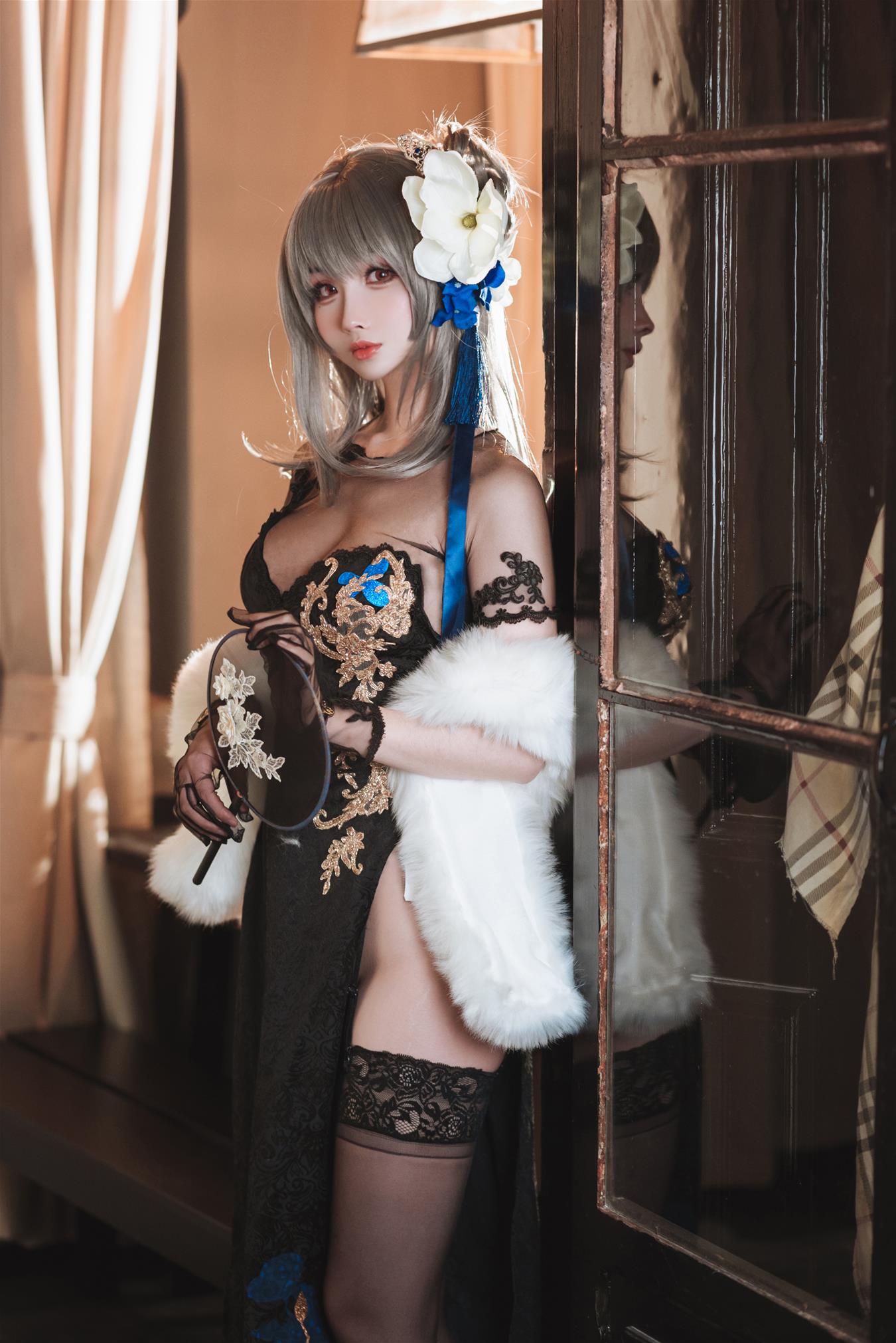 rioko凉凉子 瑰丽的执勤人 [30P11V-1.10GB]