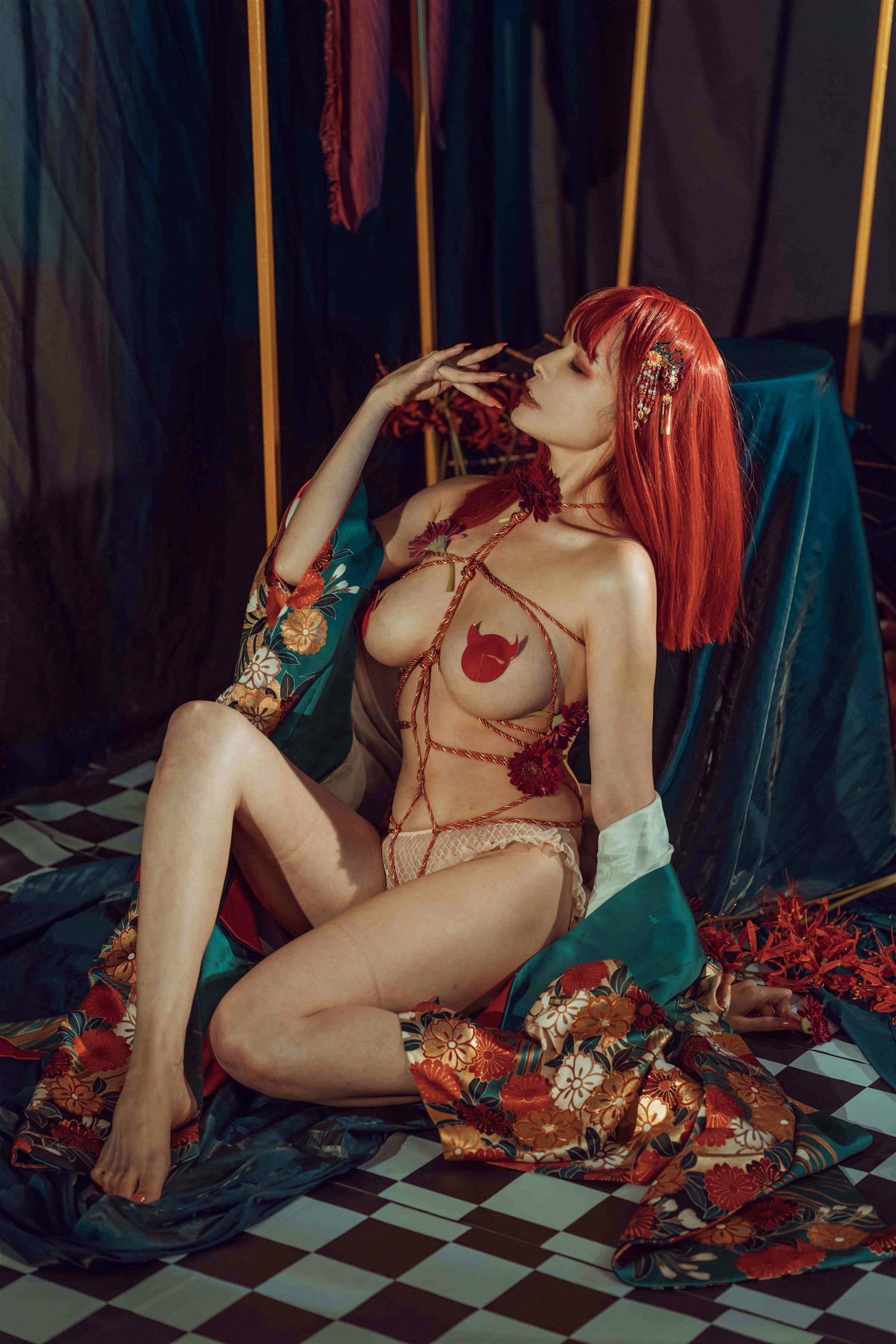 秋和柯基 和服 [36P1V-679MB]