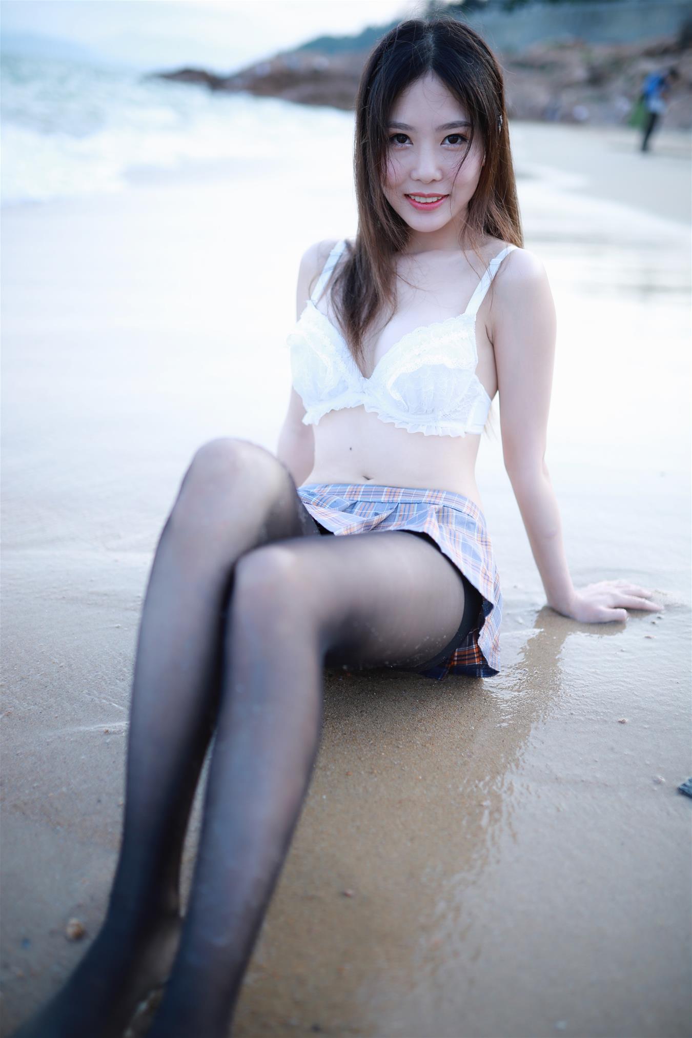 抖娘-利世 海边黑丝 [58P-264MB]