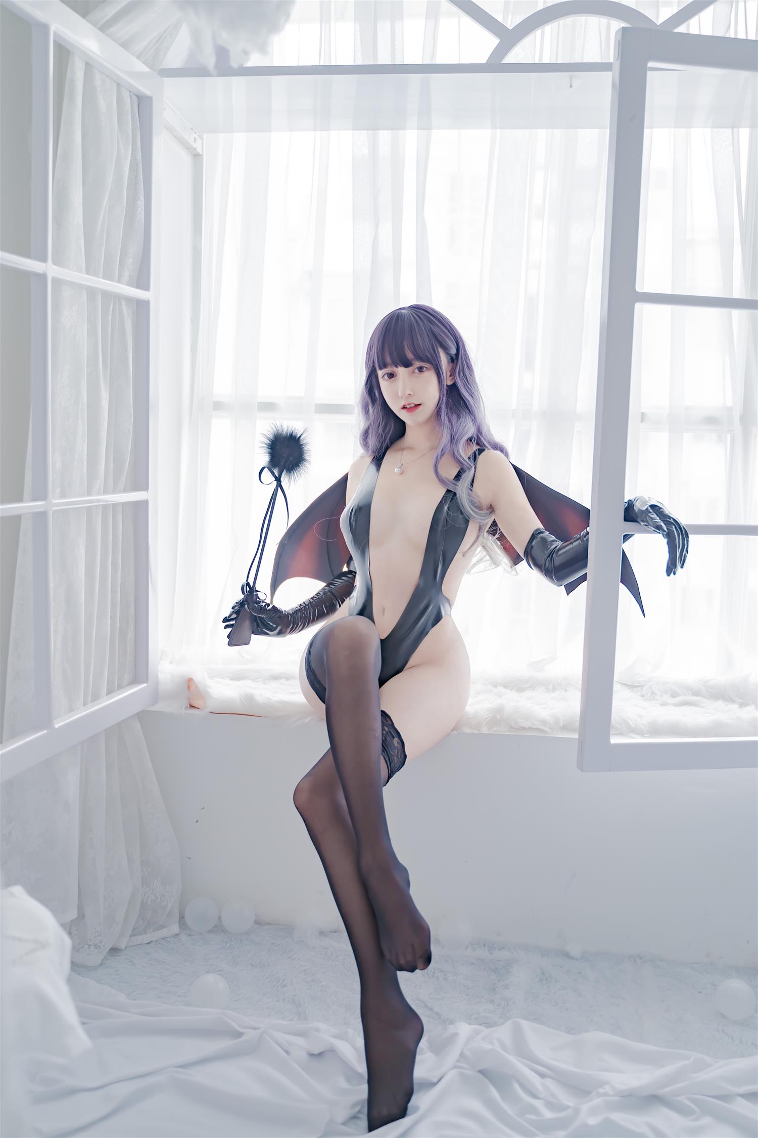 过期米线线喵 胶衣恶魔 [31P-65MB]