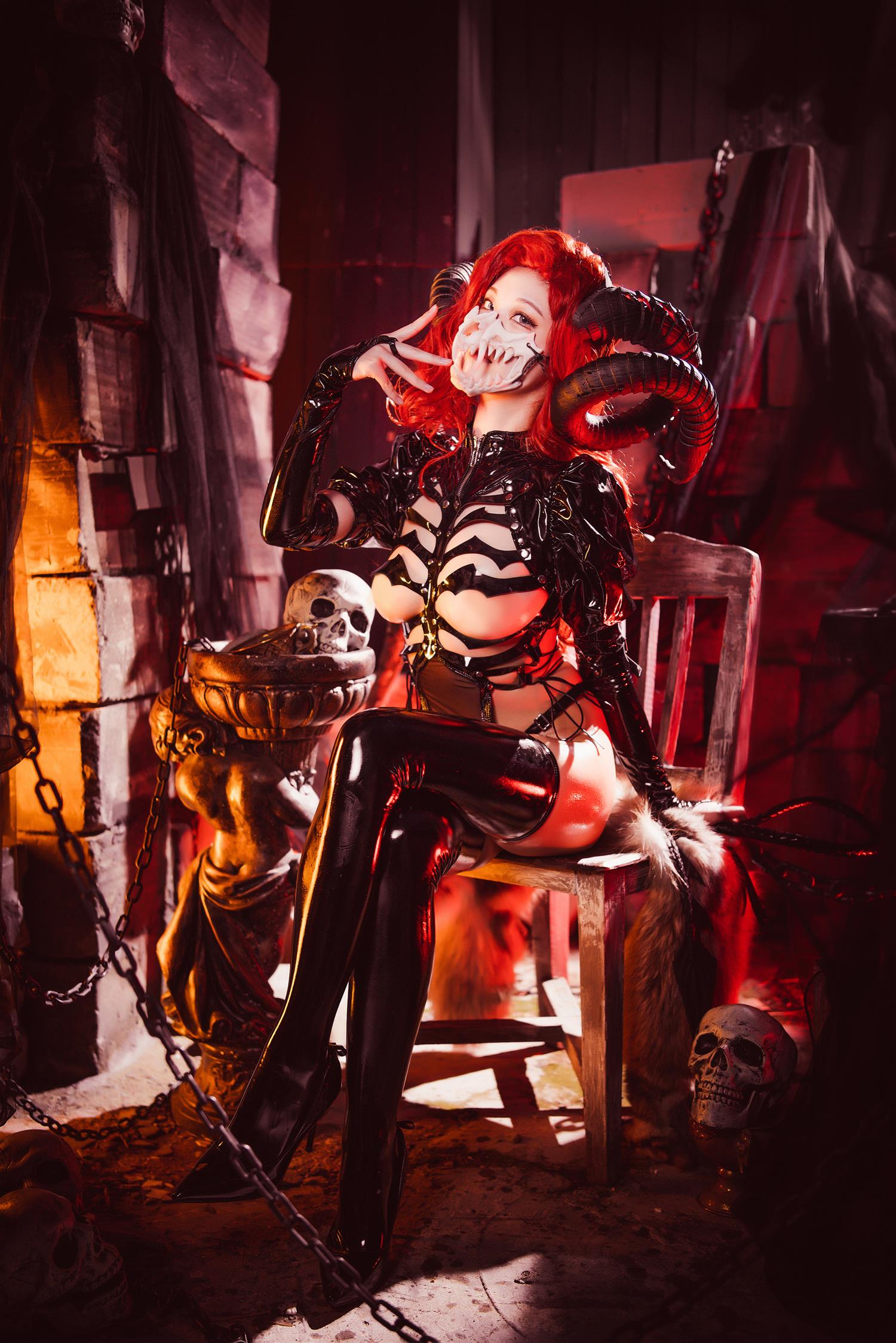 蜜汁猫裘 骸骨 [50P-774MB]