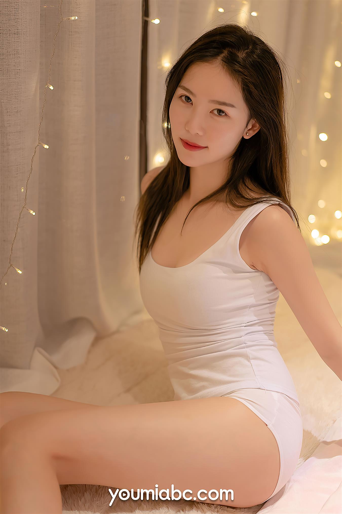 抖娘-利世 YouMi尤蜜 独居女 [18P-286MB]