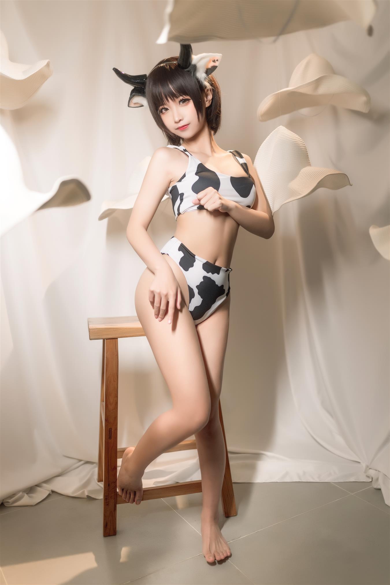 蠢沫沫 花花牛 [40P-451MB]