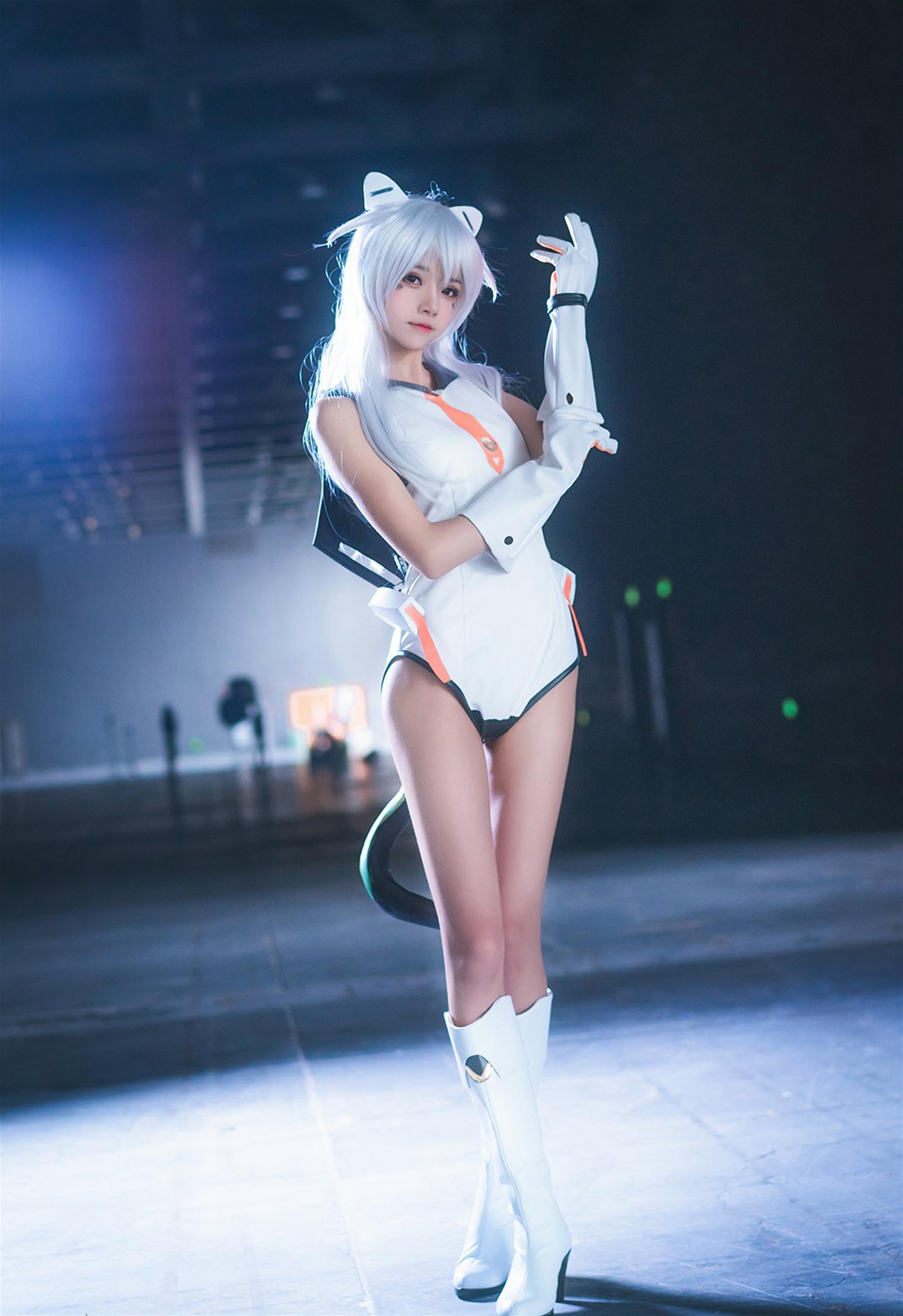 桜桃喵 机动战队：遥 2 [33P-276MB]