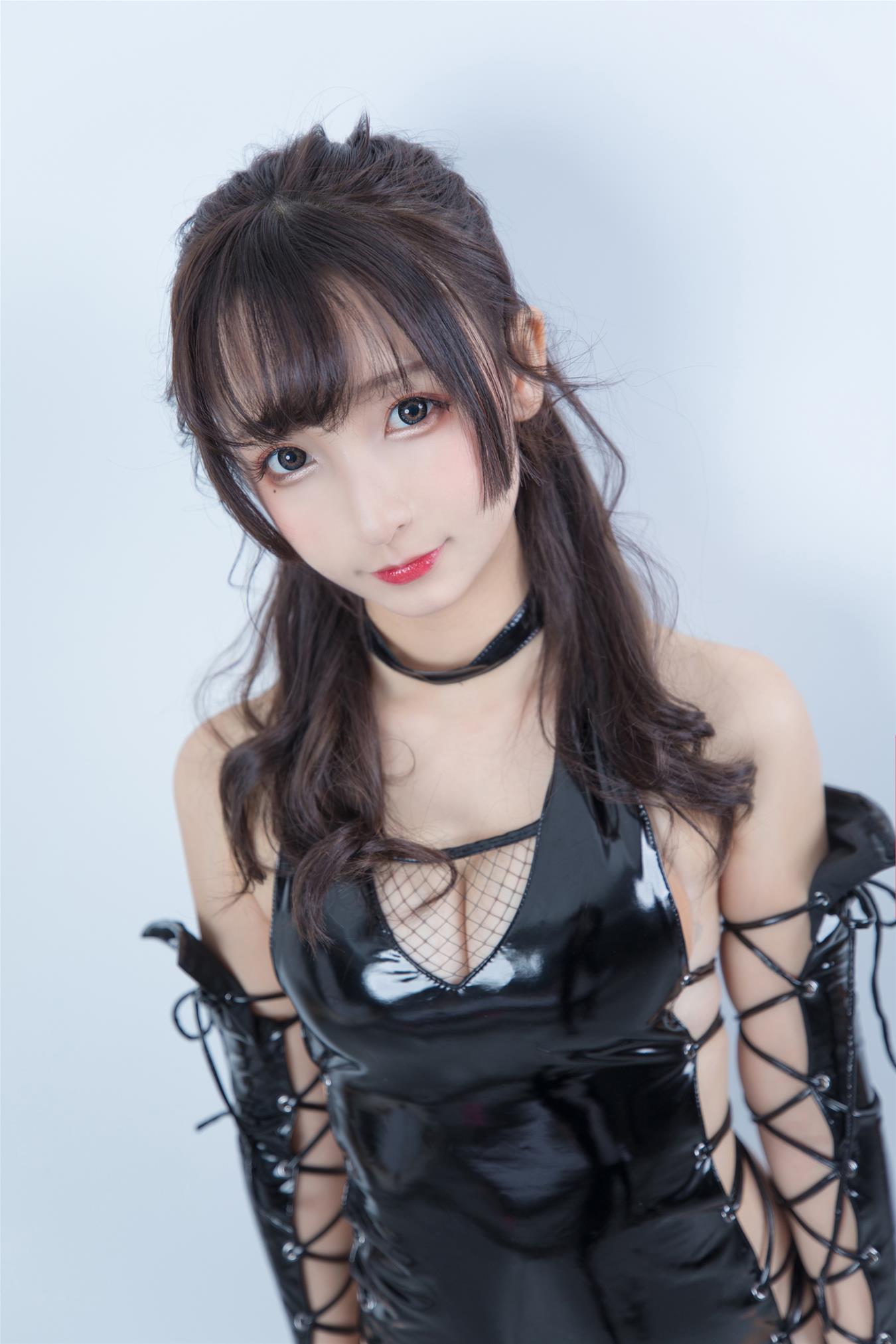 神楽坂真冬 VOL.025 デンジャラスフラワーｆ [150P-340MB]