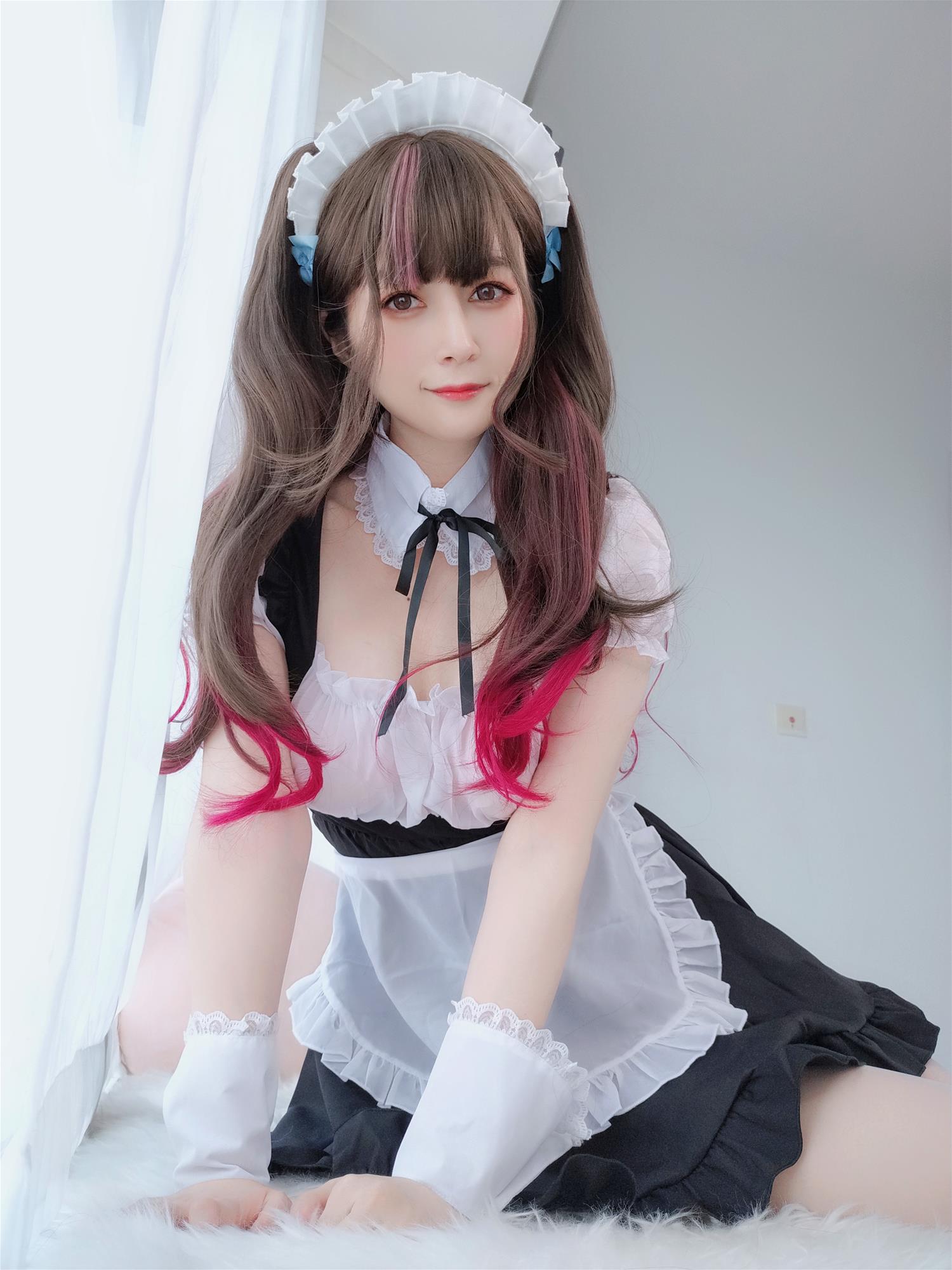 Coser小姐姐 白银81 主人满意吗 [58P3V-233MB]