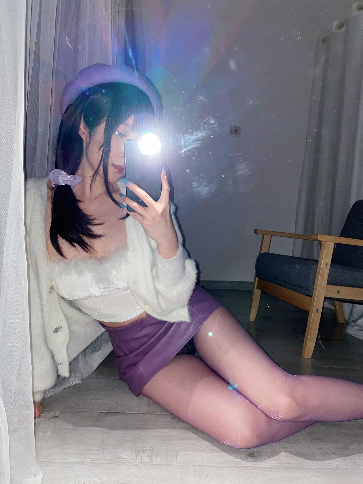 Coser小姐姐 白银81 人妻的仙女棒 [86P6V-619MB]