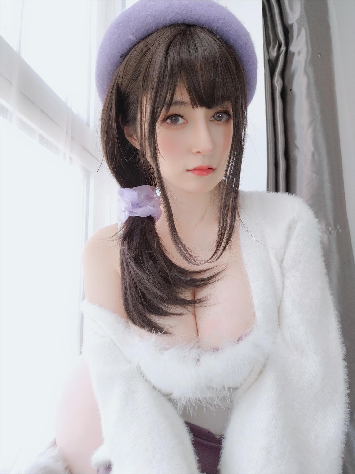 Coser小姐姐 白银81 人妻的仙女棒 [86P6V-619MB]