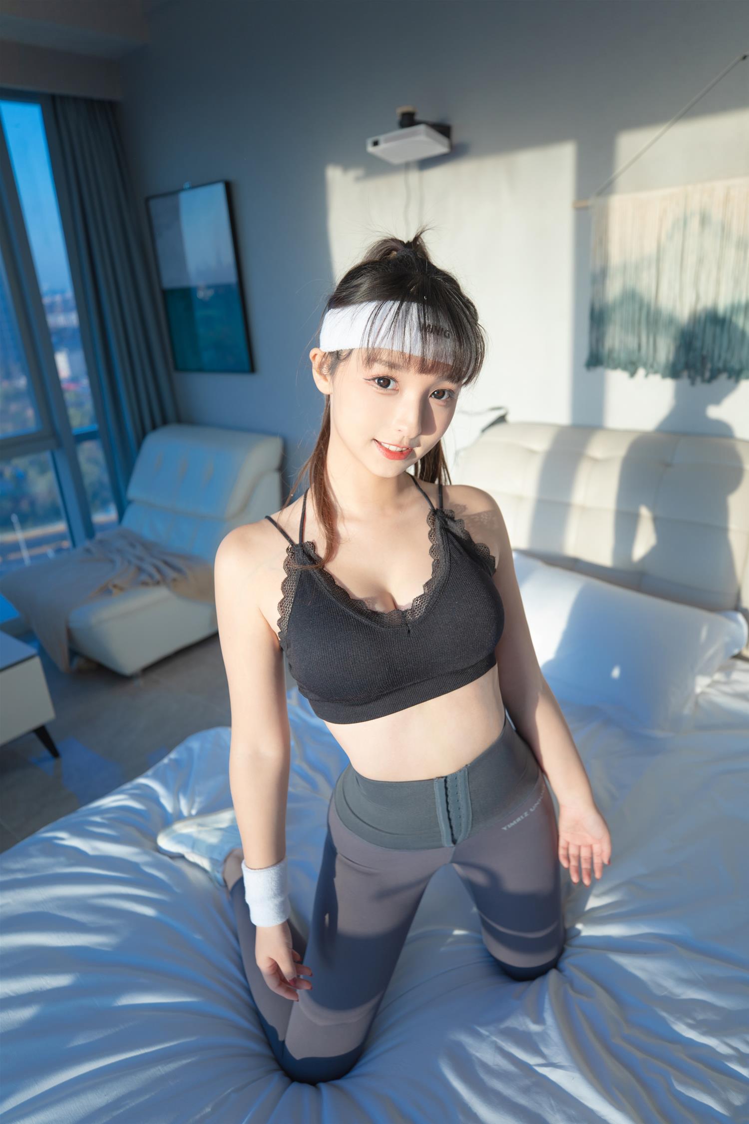 神楽坂真冬 VOL.051 温度の香り [150P2V-624MB]