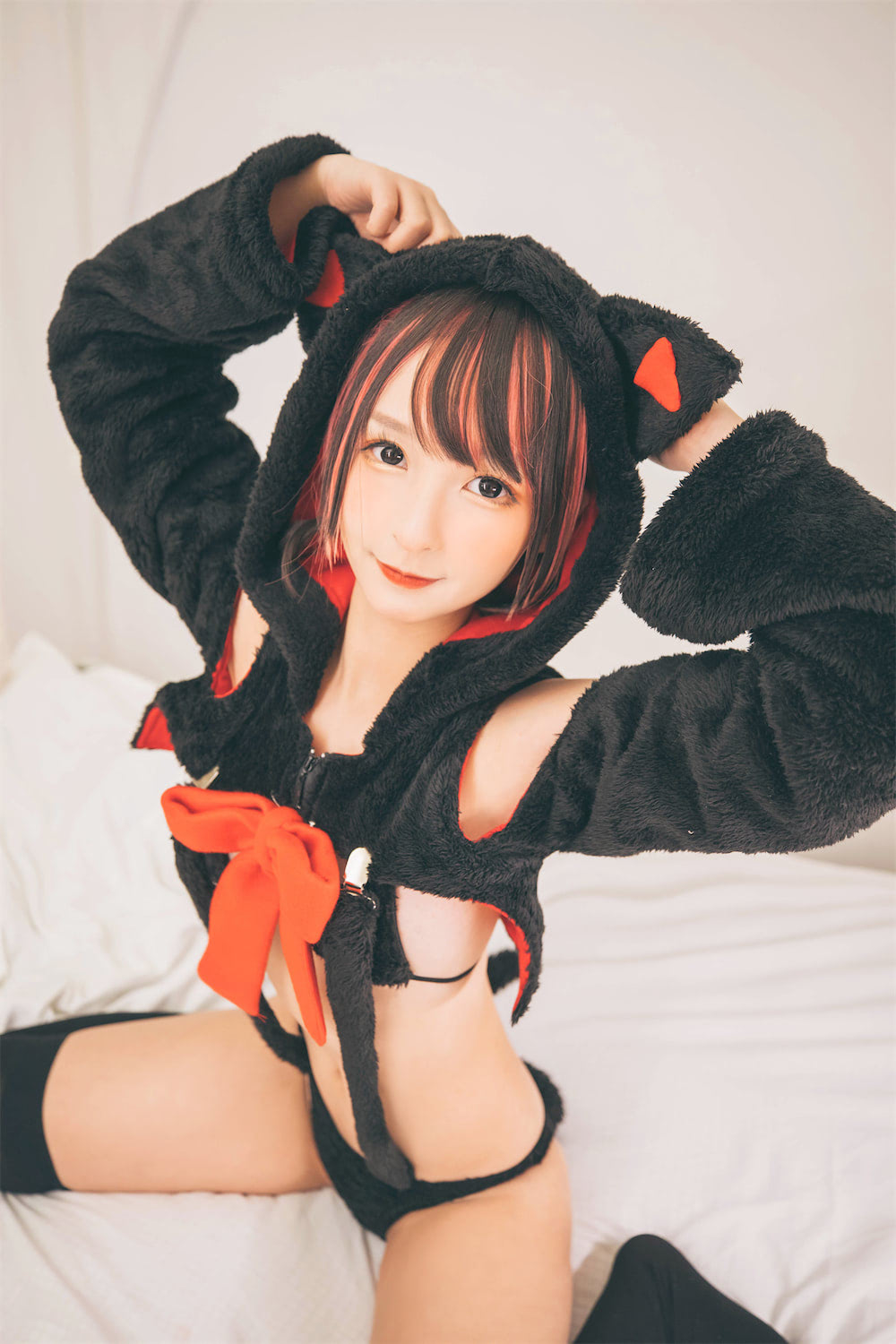 神楽坂真冬 VOL.053 白黒の猫 [150P2V-1.22GB]